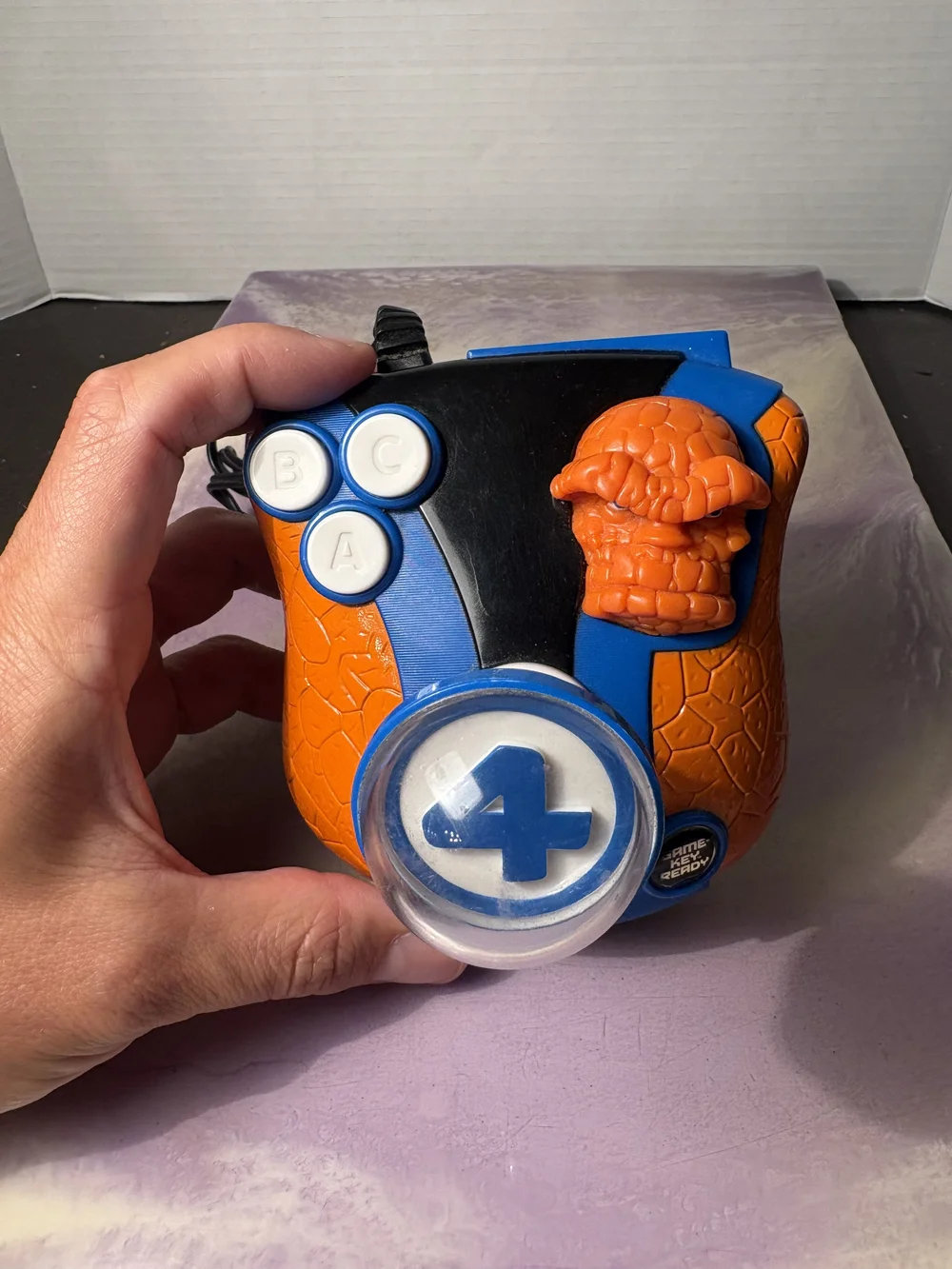 2004 JAKKS PACIFIC World Poker Tour Plug N Play TV jeu vidéo tenu à la
