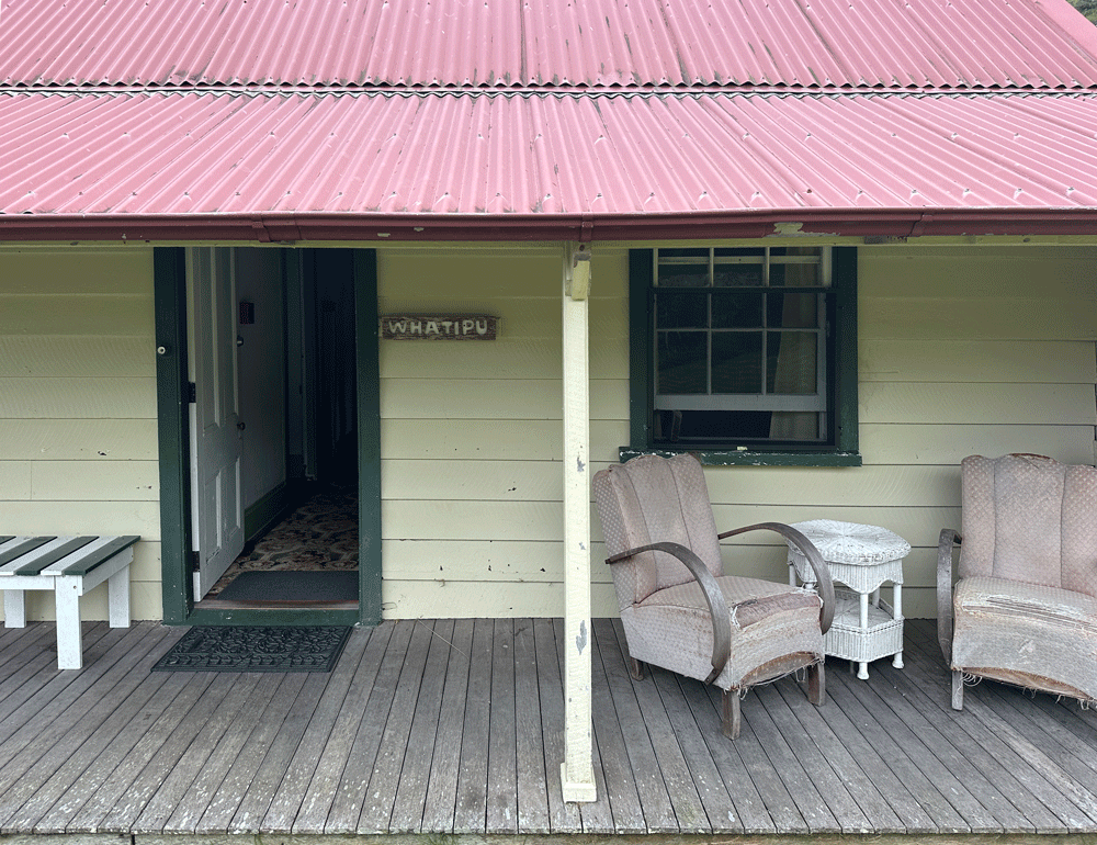 Whatipu-Veranda.png