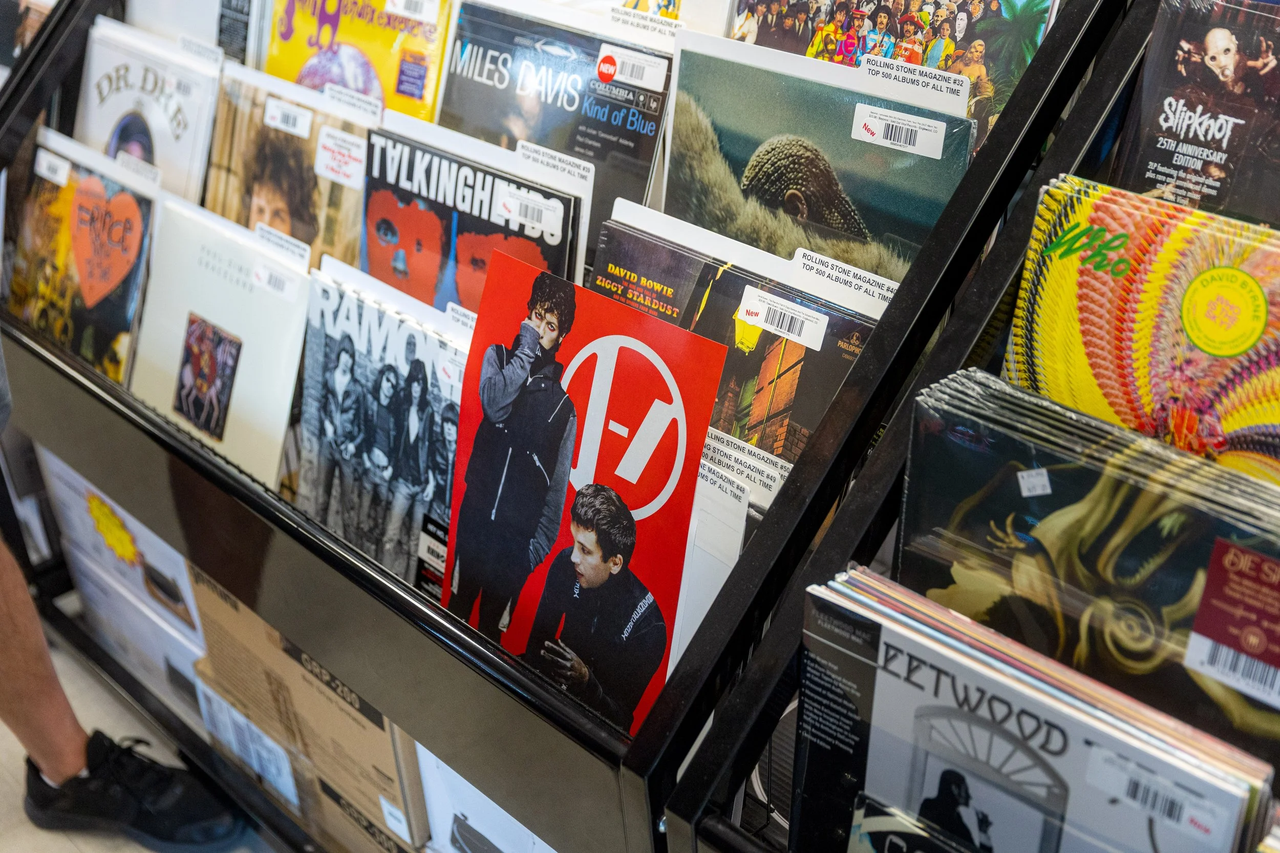 TOP Listening Party EE-5.jpg