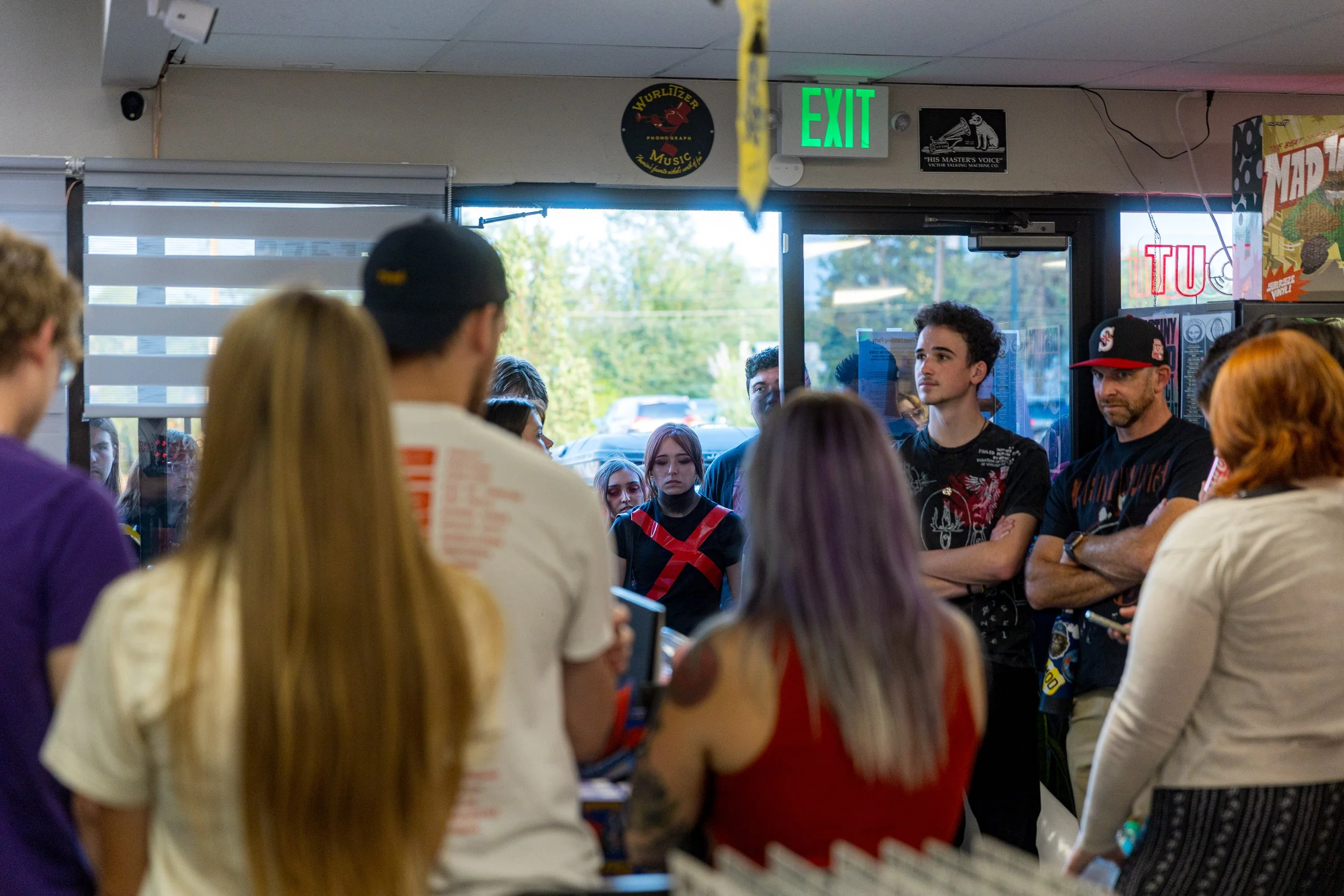TOP Listening Party EE-30.jpg
