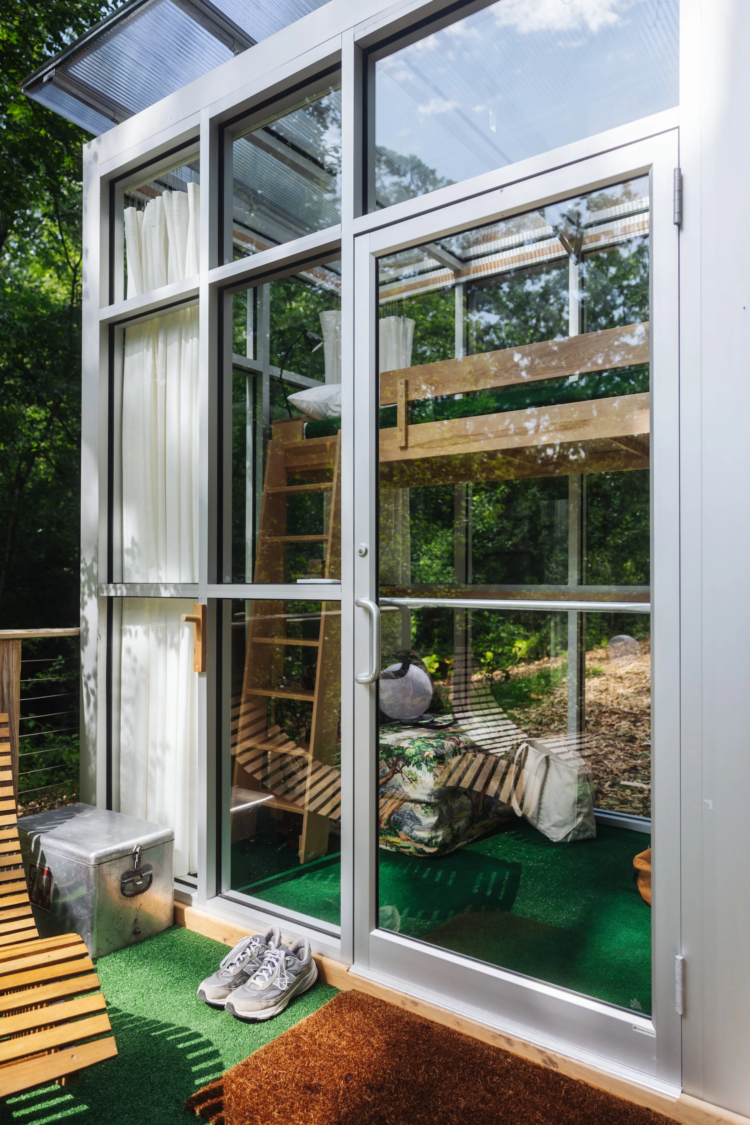 Nathan Bobey_Glass Cabins_9V6A2511.jpg