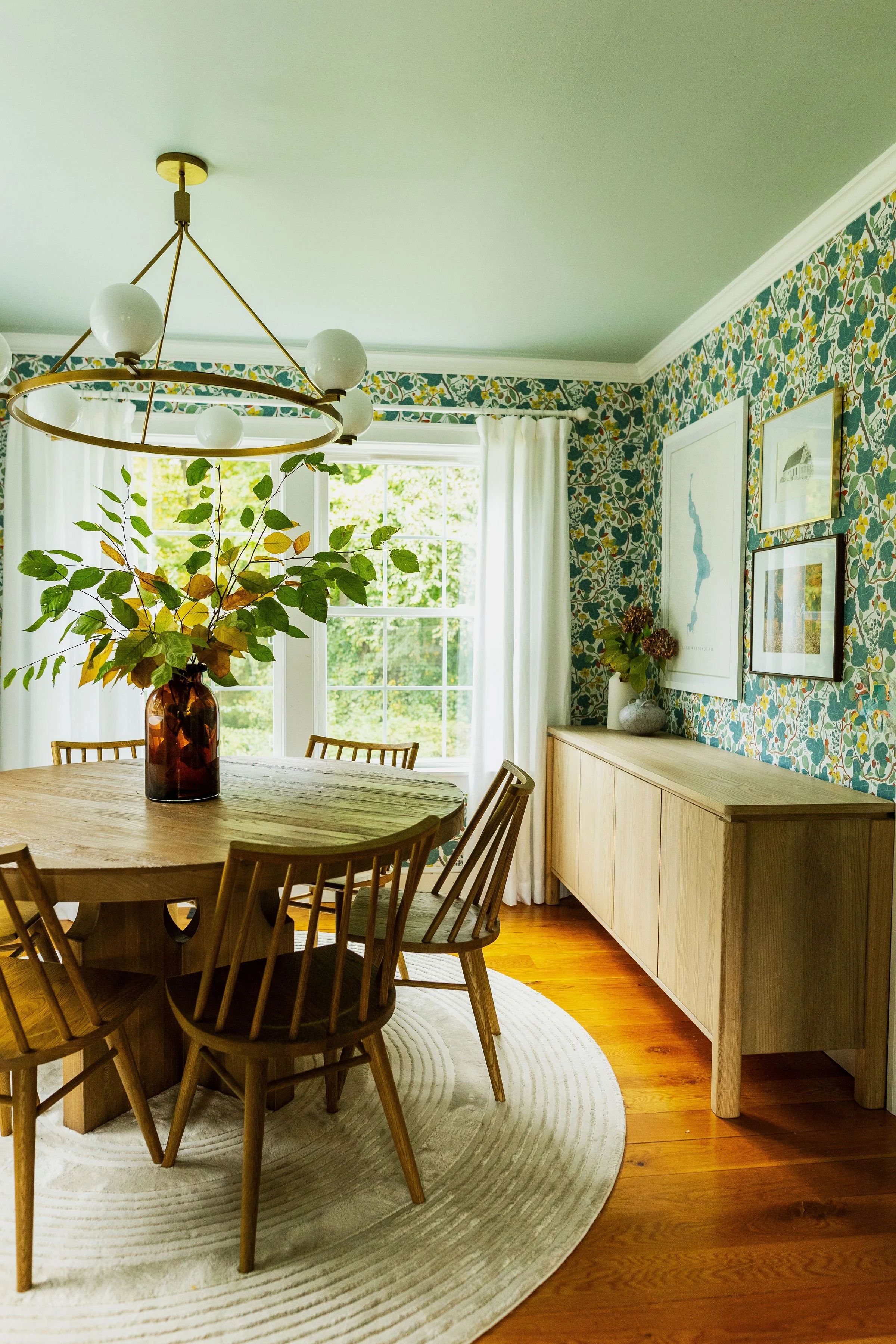 Turners Falls Colonial