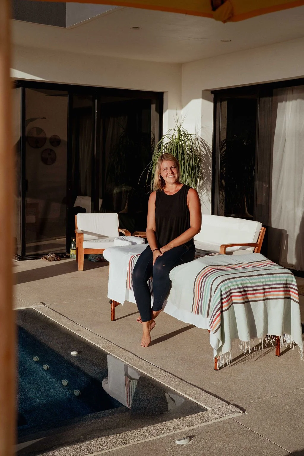 Massage Therapist in Cerritos beach