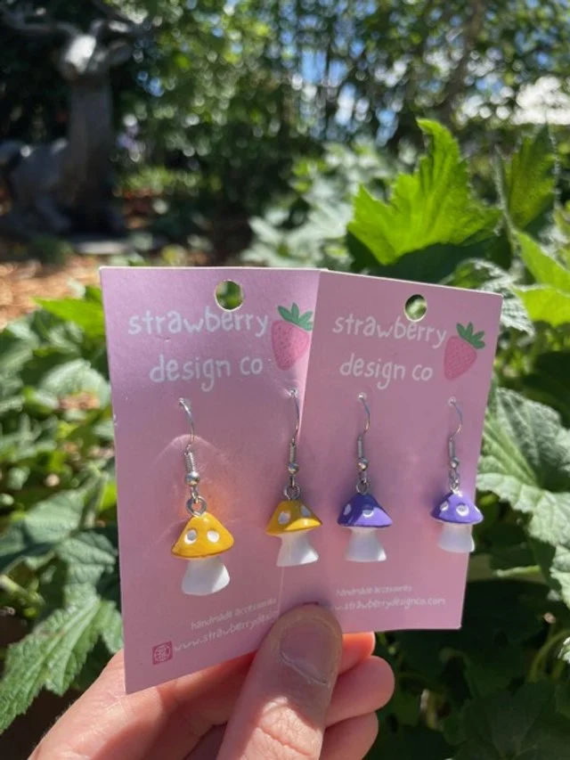 Mushroom earrings 2.jpg