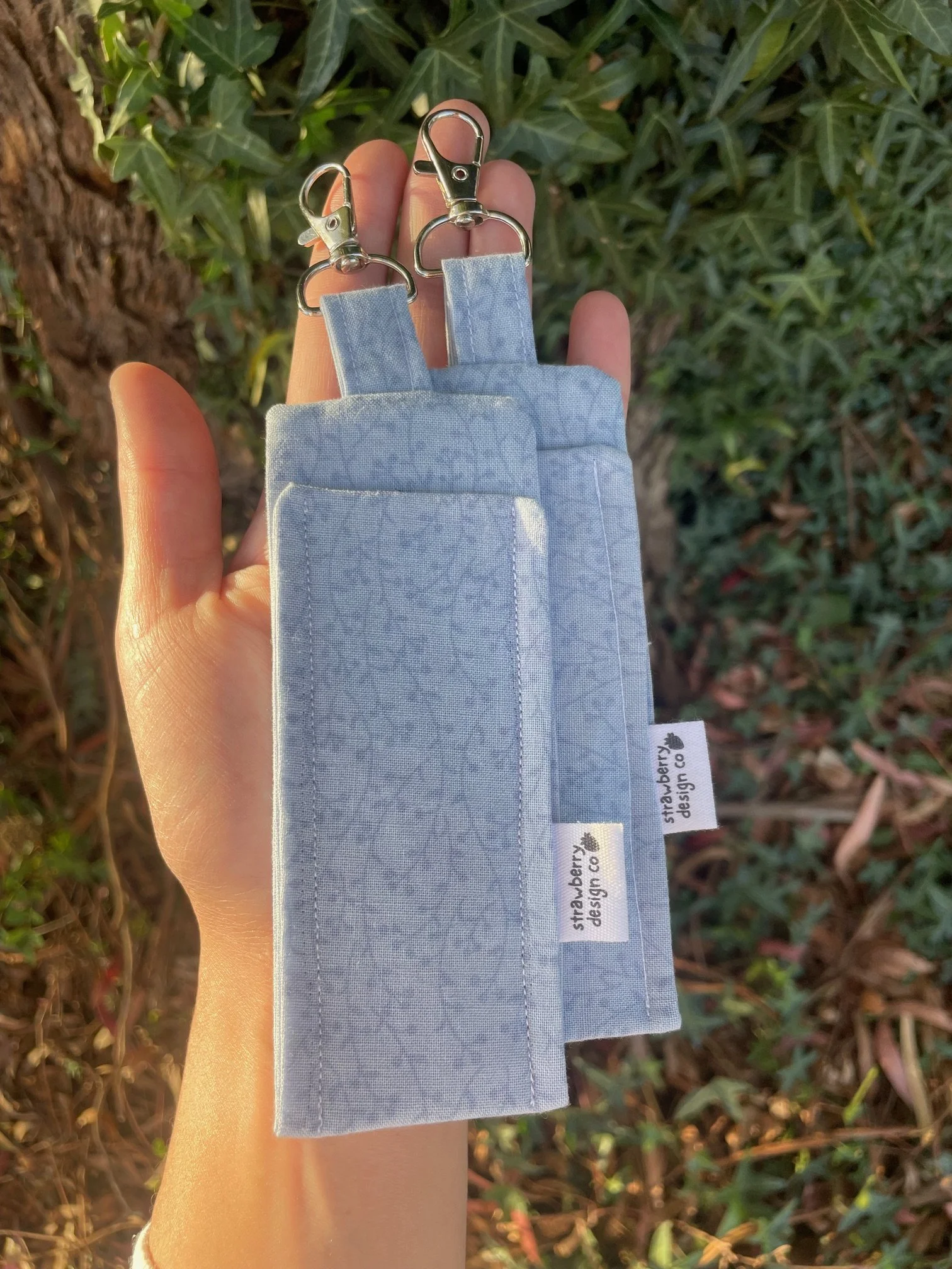 Blue Vines Lipgloss Holder