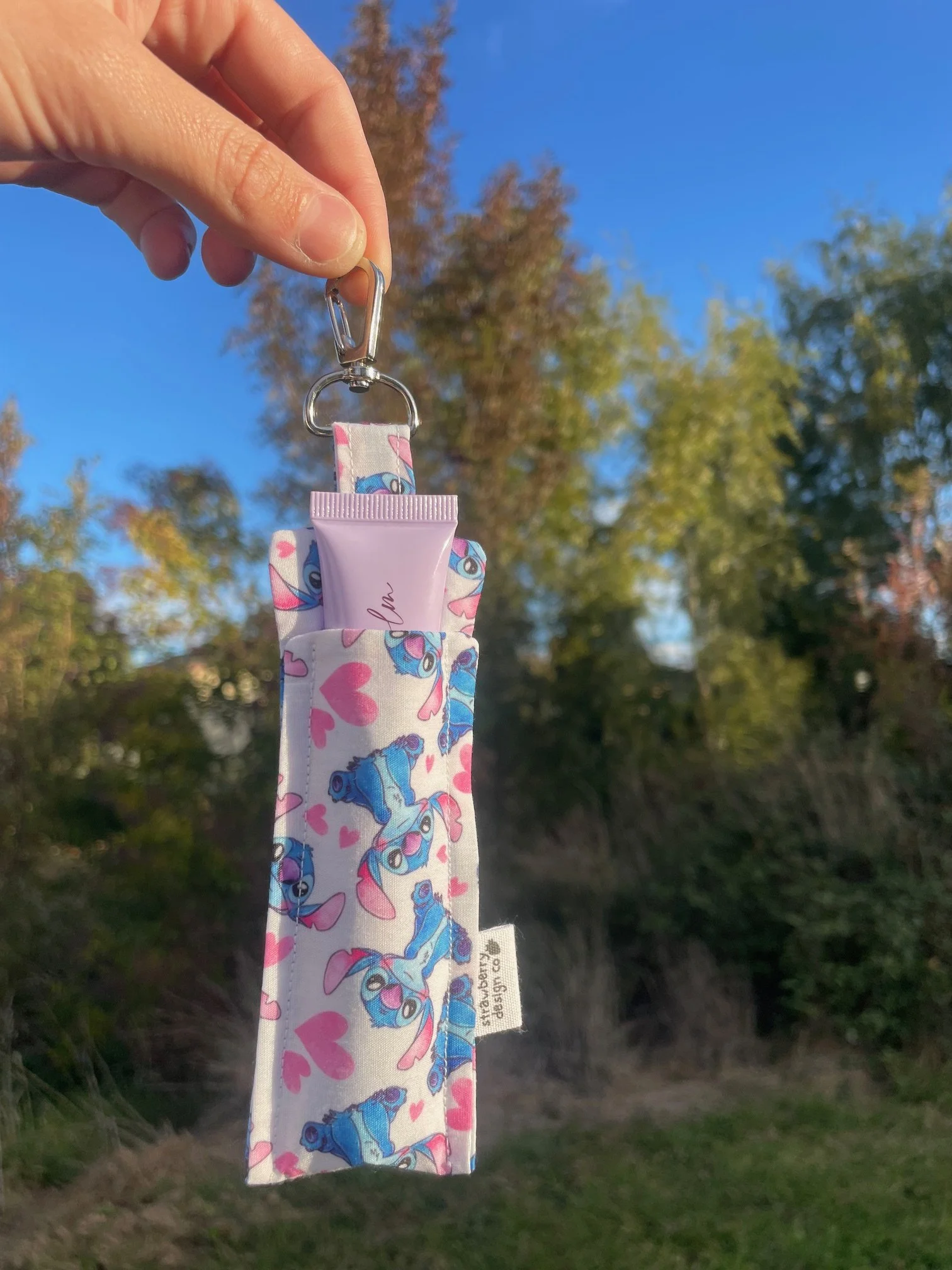 Stitch Lipgloss Holder 2.jpeg
