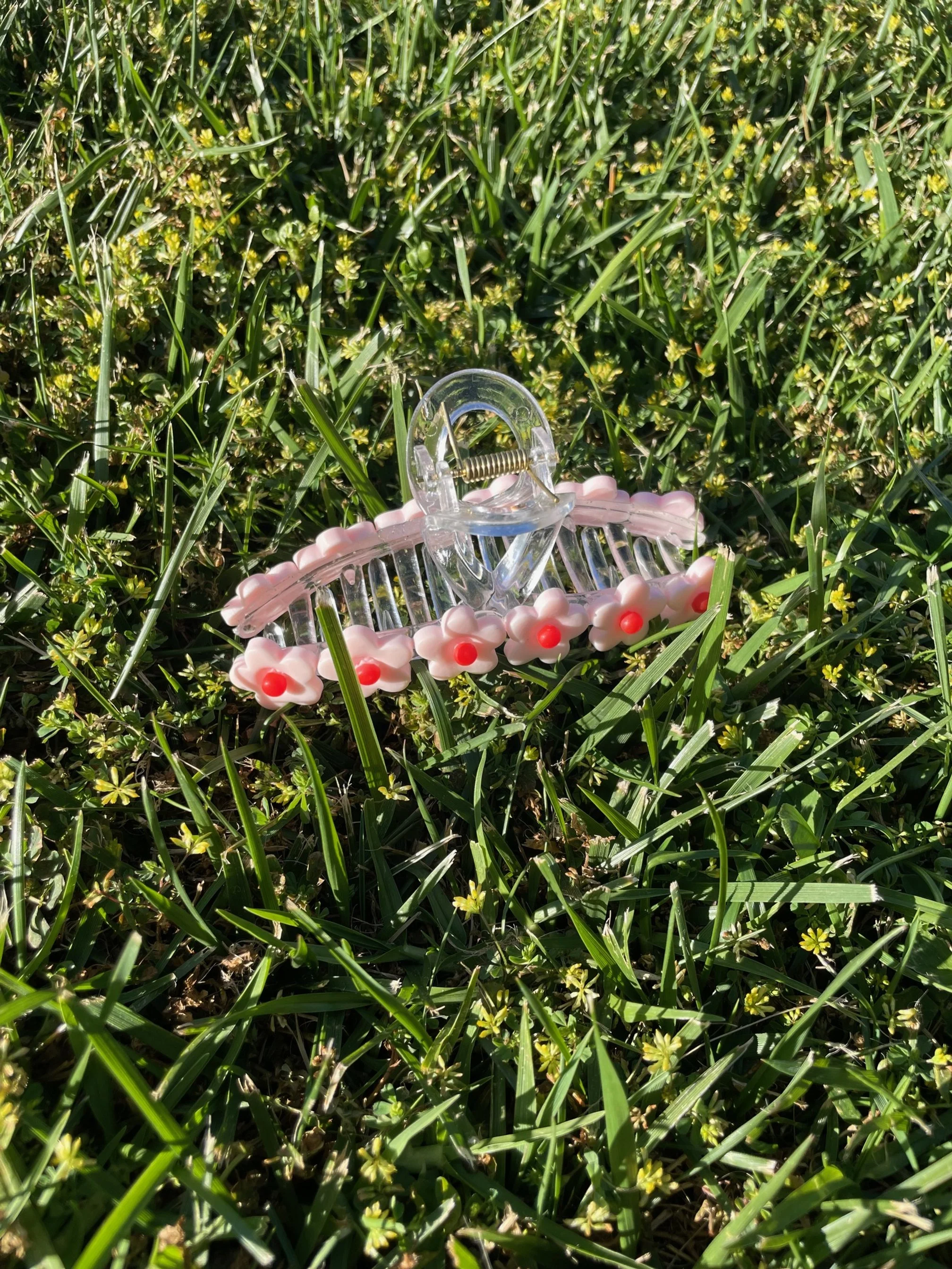 Pink Daisy Hair Claw3.jpg