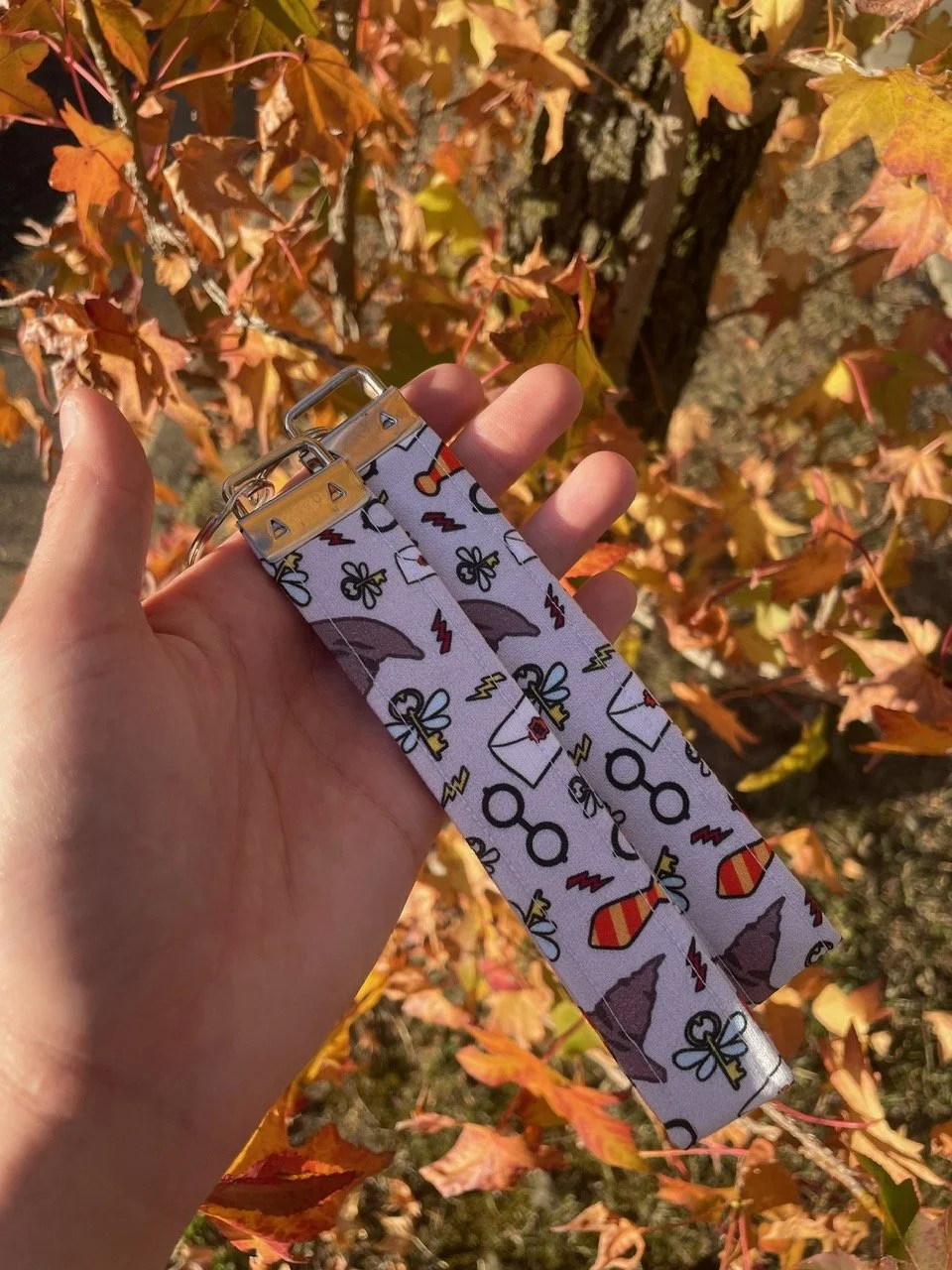 Harry Potter Wristlet Grey - Back 2.jpeg