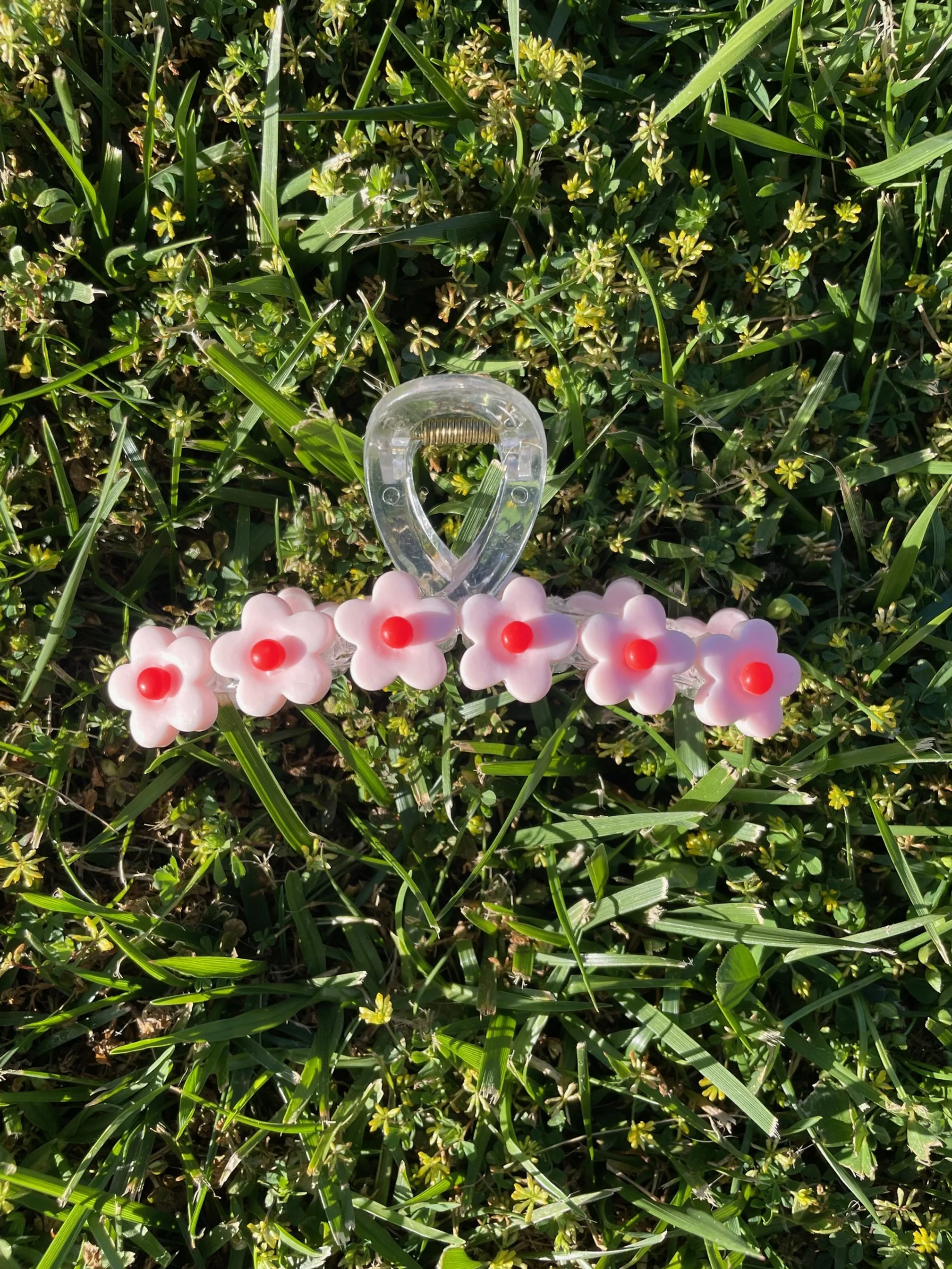 Pink Daisy Hair Claw.jpg