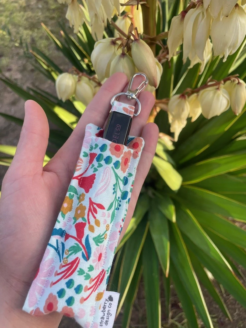 Rainbow Garden Vines Lipgloss Holder