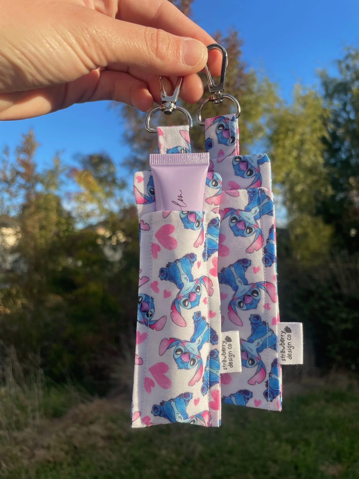 Stitch Lipgloss Holder 1.jpeg