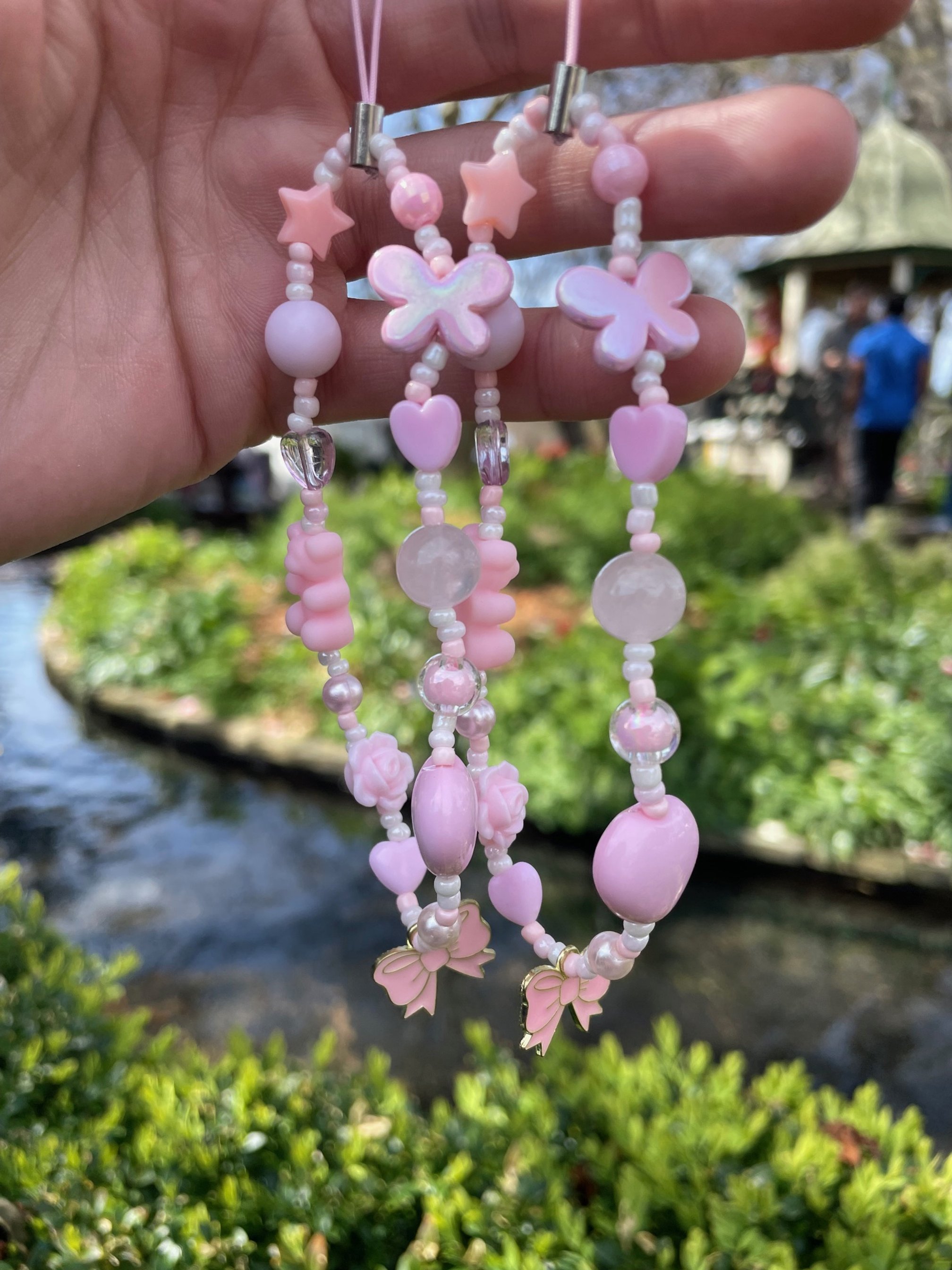 Bow phone charm 5.jpg