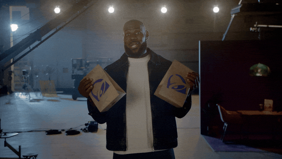 TacoBell_FANS_v5_close-wipe_v01.gif