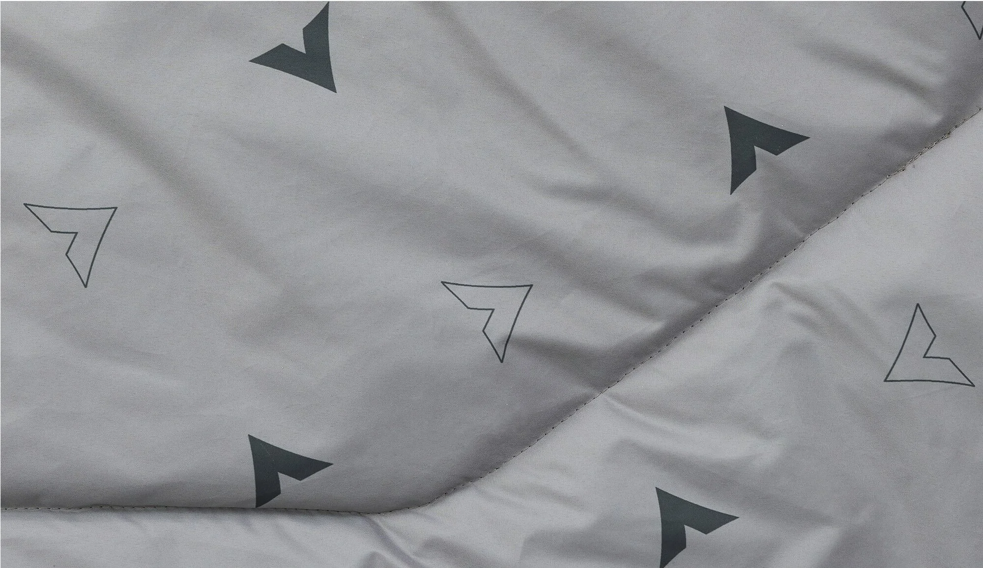 Teton Outdoor Blanket_Interior Pattern.jpg