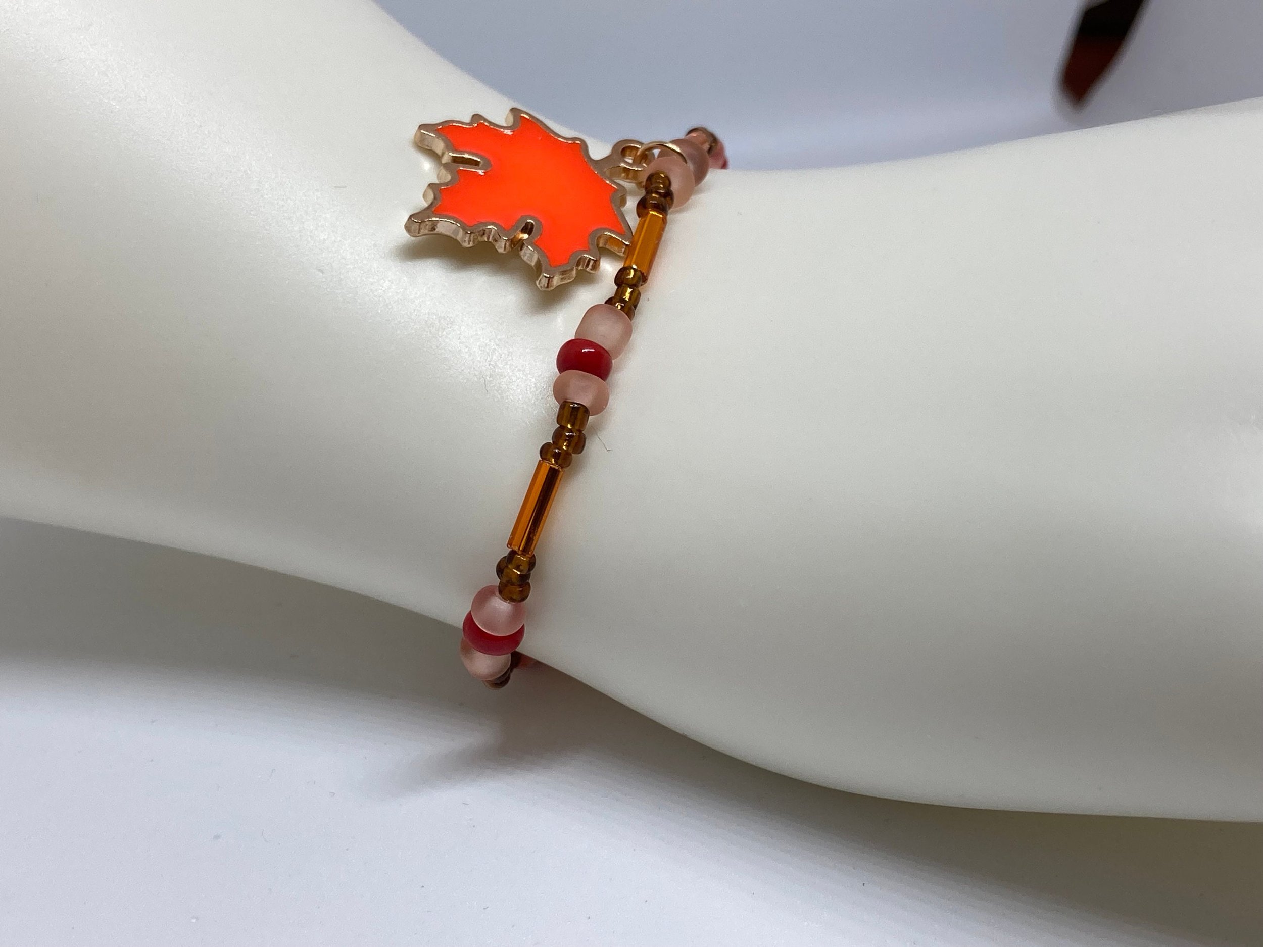 https://i.etsystatic.com/24595278/r/il/f049f5/3515799469/il_fullxfull.3515799469_aclm.jpg