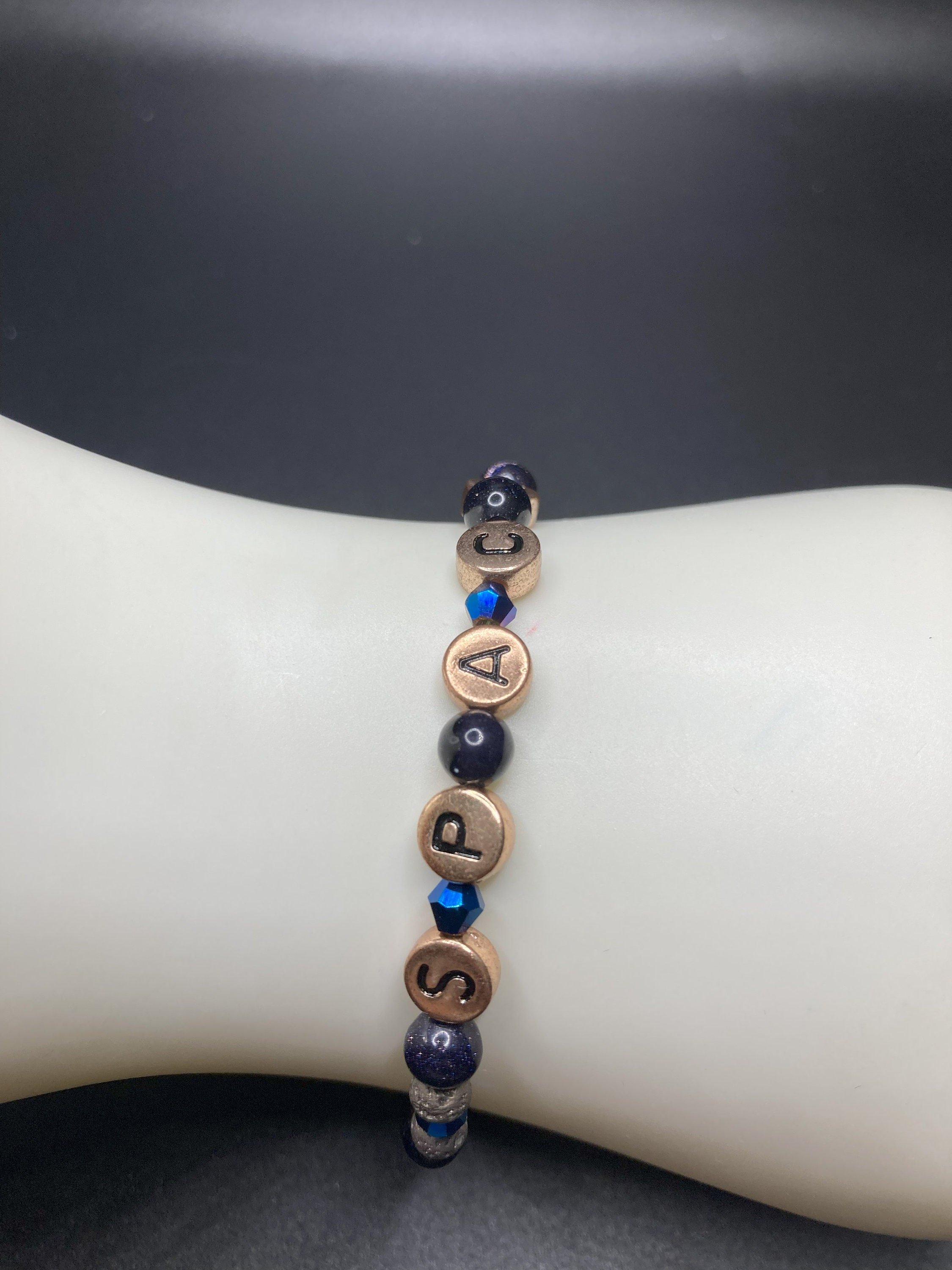 https://i.etsystatic.com/24595278/r/il/aa9f1e/5792035650/il_fullxfull.5792035650_4xtn.jpg