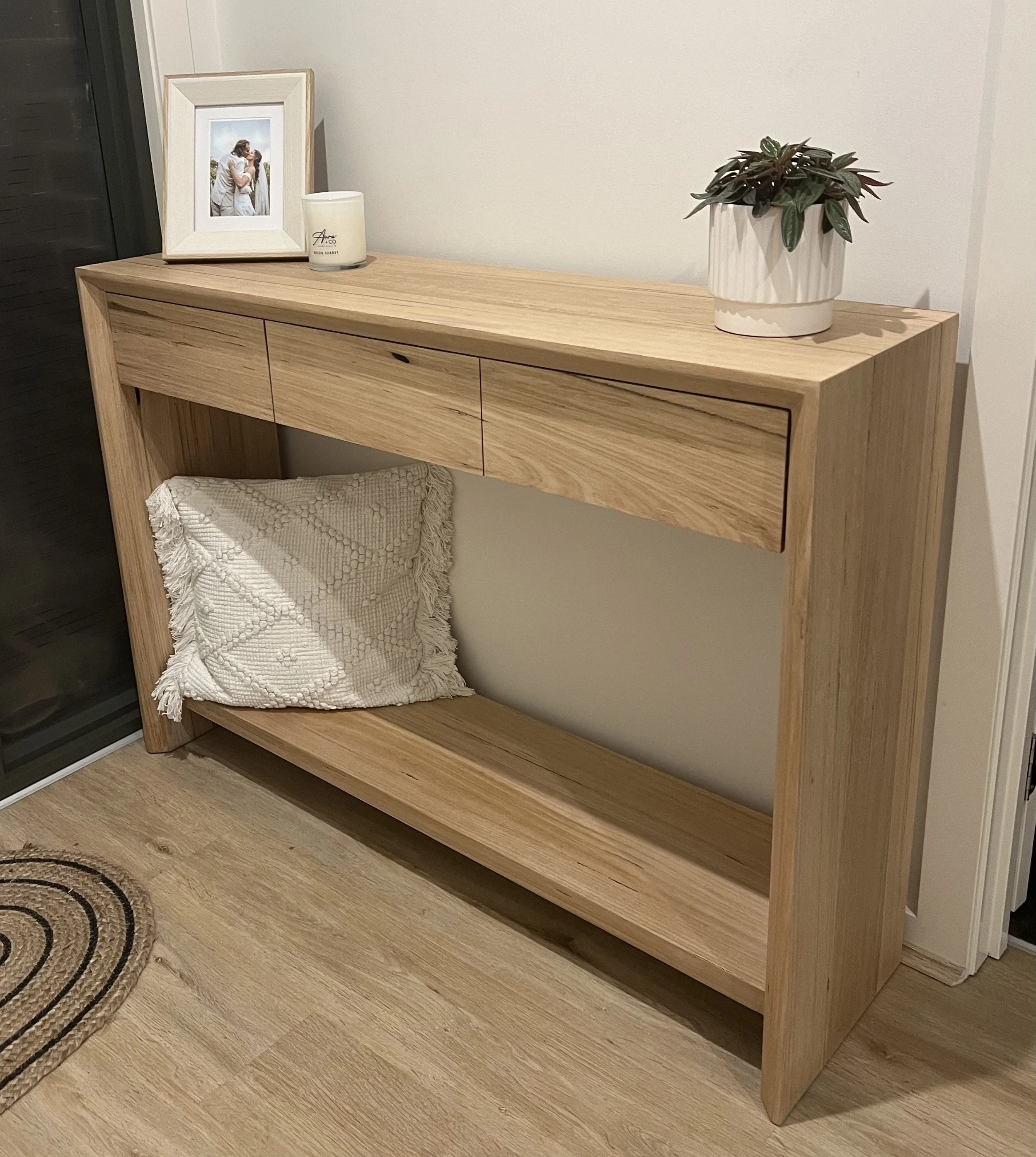 Messmate Hallway Table