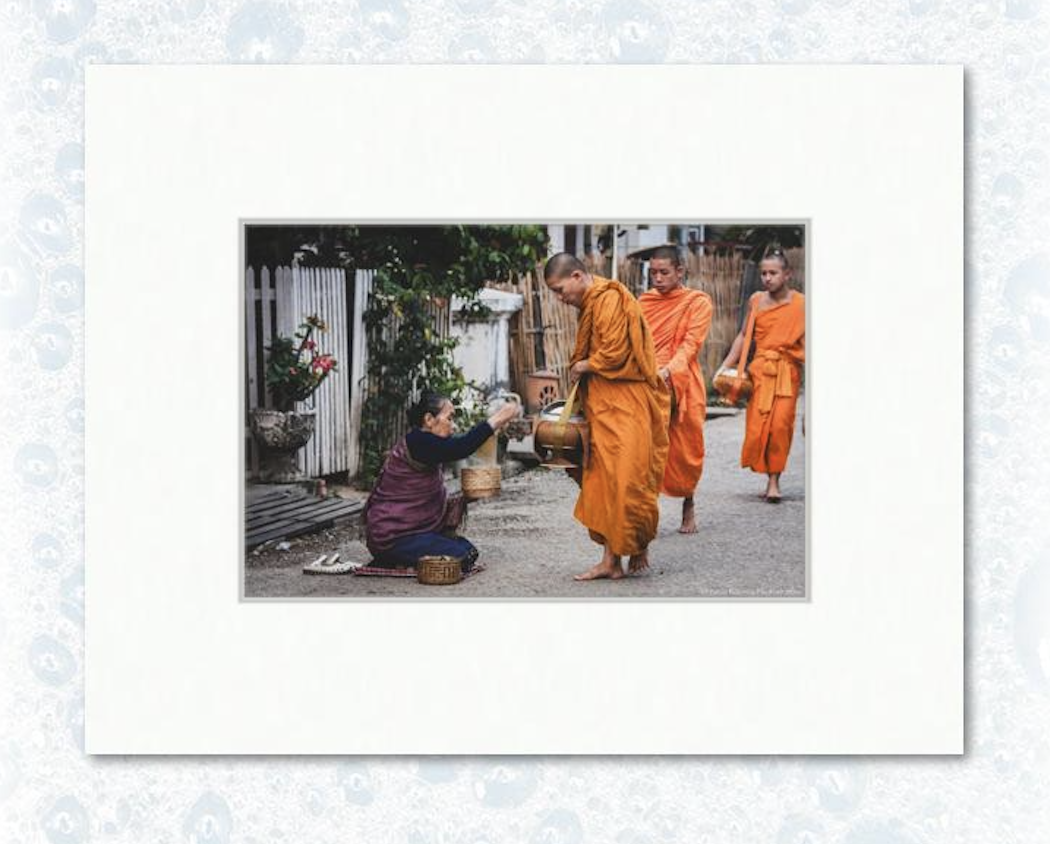 6" x 9" on 11" x 14" example matting