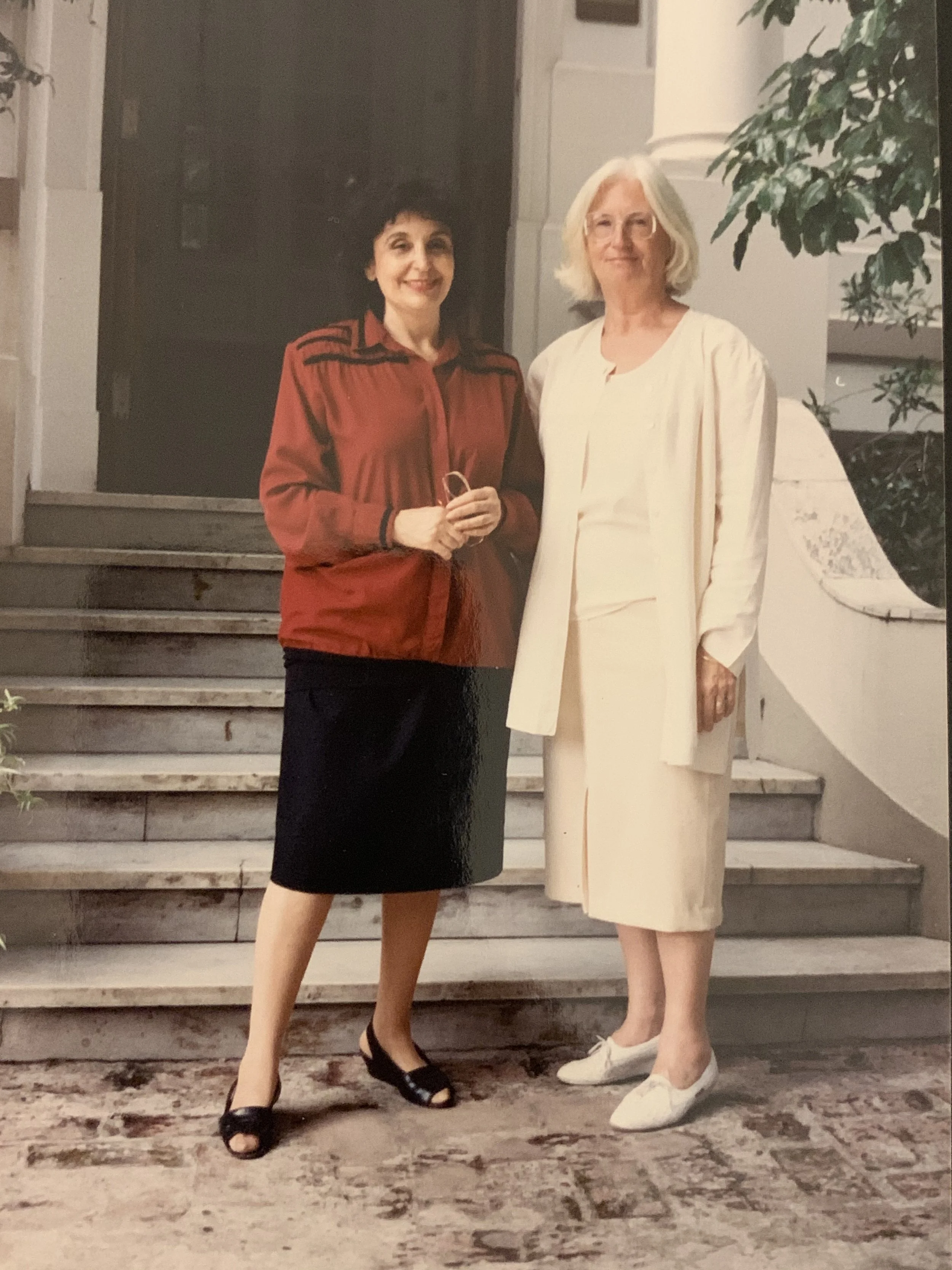 Ester Paltrinieri y Virginia Cool