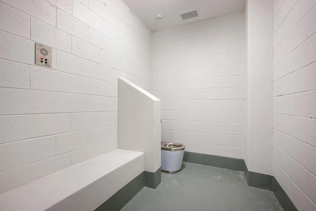 caboolture-district-court-house-caboolture-02-holding-cell-jamie-gordon-architect.jpg