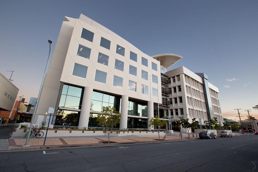 southport-magistrates-courthouse-southport-06-corner-elevation-jamie-gordon-architect.jpg