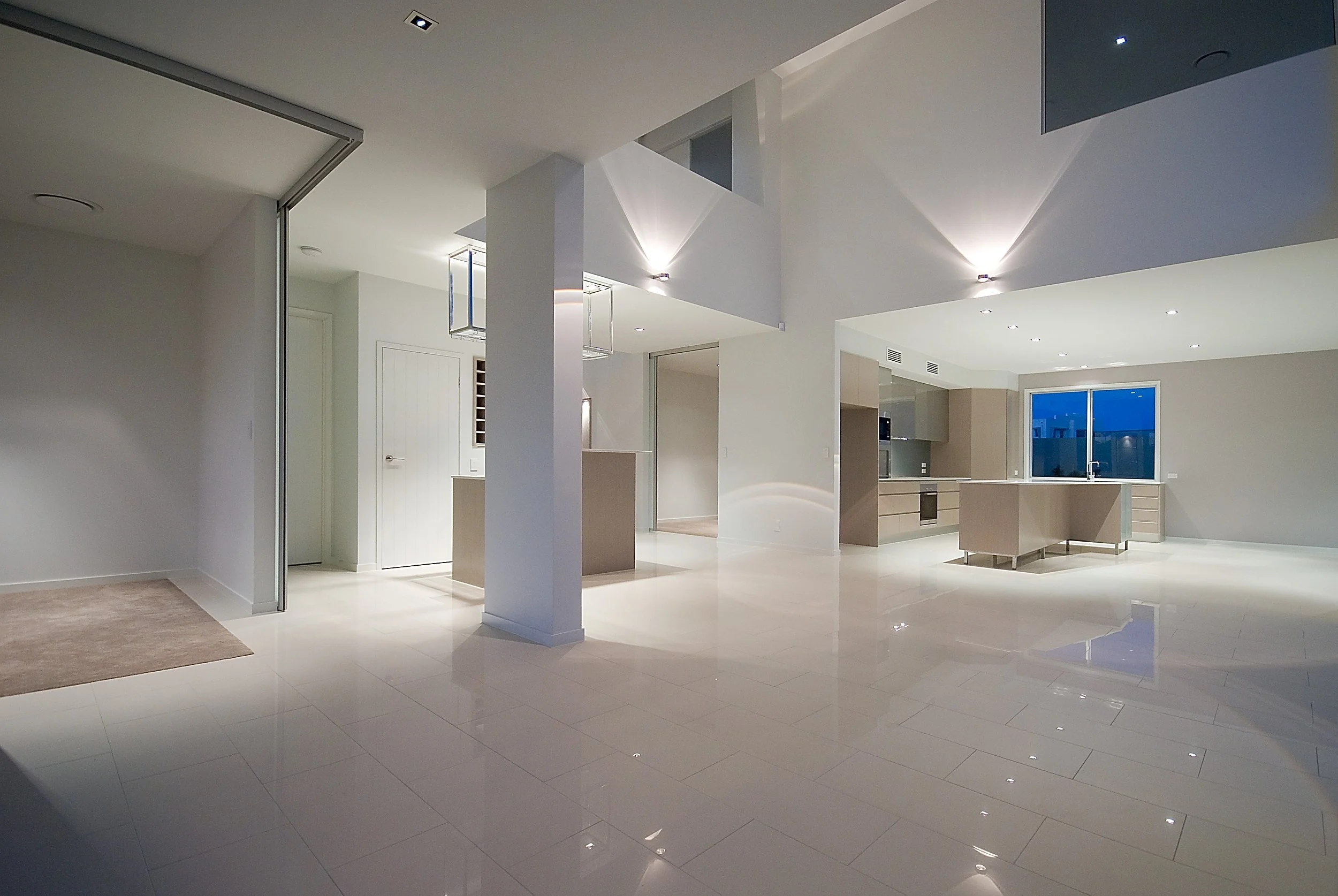 hampton-court-house-sovereign-island-10-living-and-dining-jamie-gordon-architect.jpg