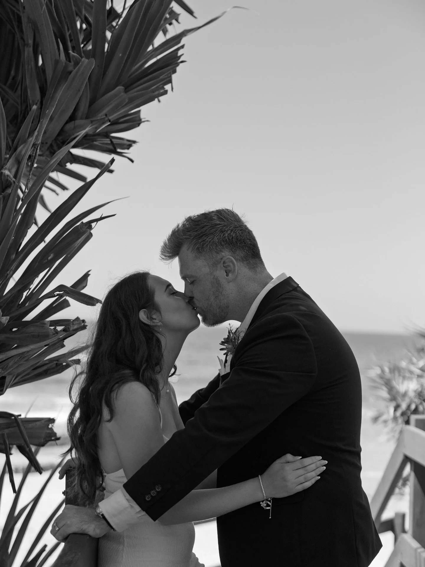 Ummmmmmm excuse meeeeπππ
Siobhan & Lachlan’s elopement yesterday has us crying on the floor we are OBSESSED! 
Thank for having us capture your day and congratulations on being married!!