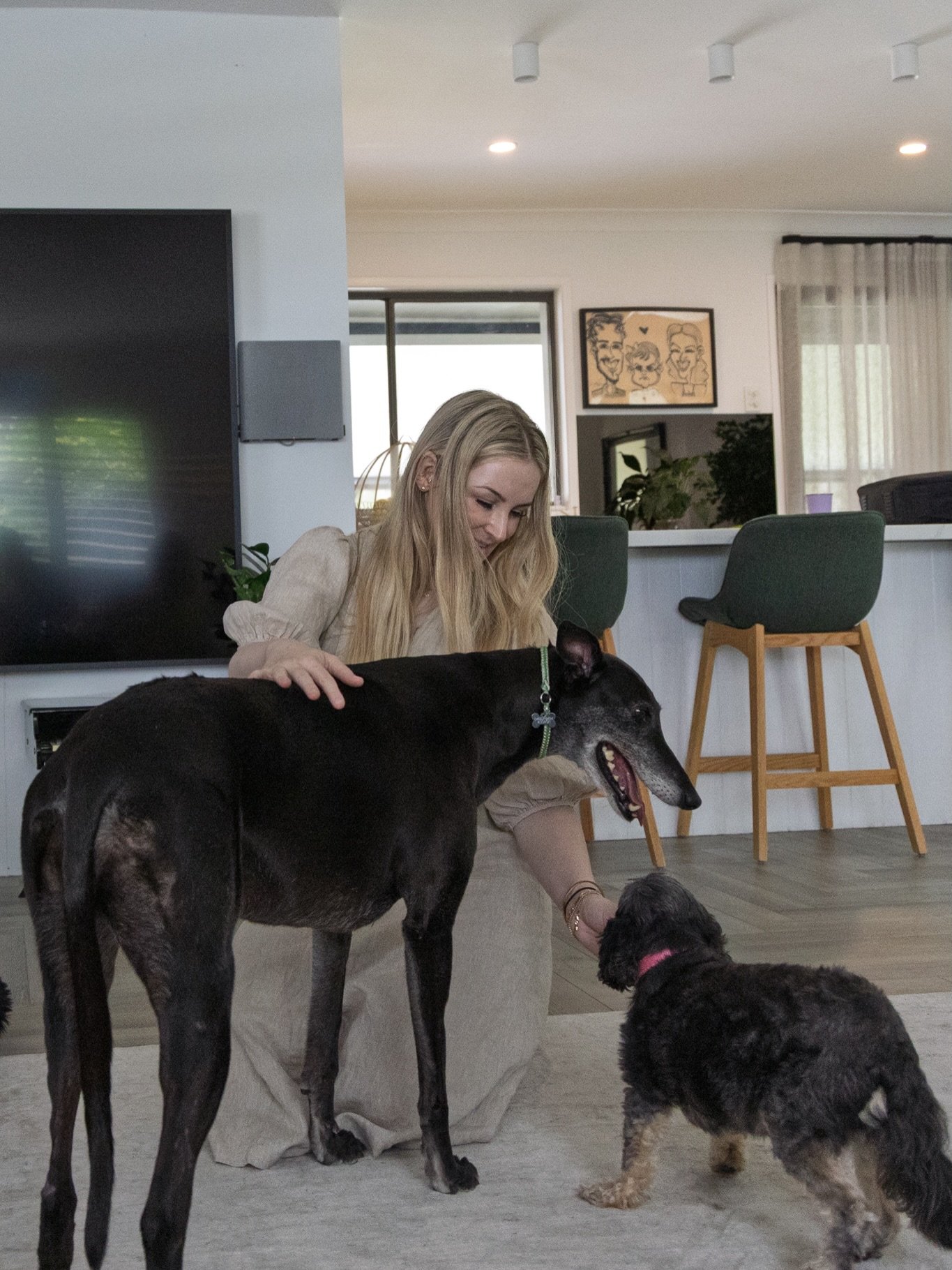 If youre wondering if you should include your pets in your photoshoot.. the answer is YES 🥹🥹

More photos to come for this family session last week 😍