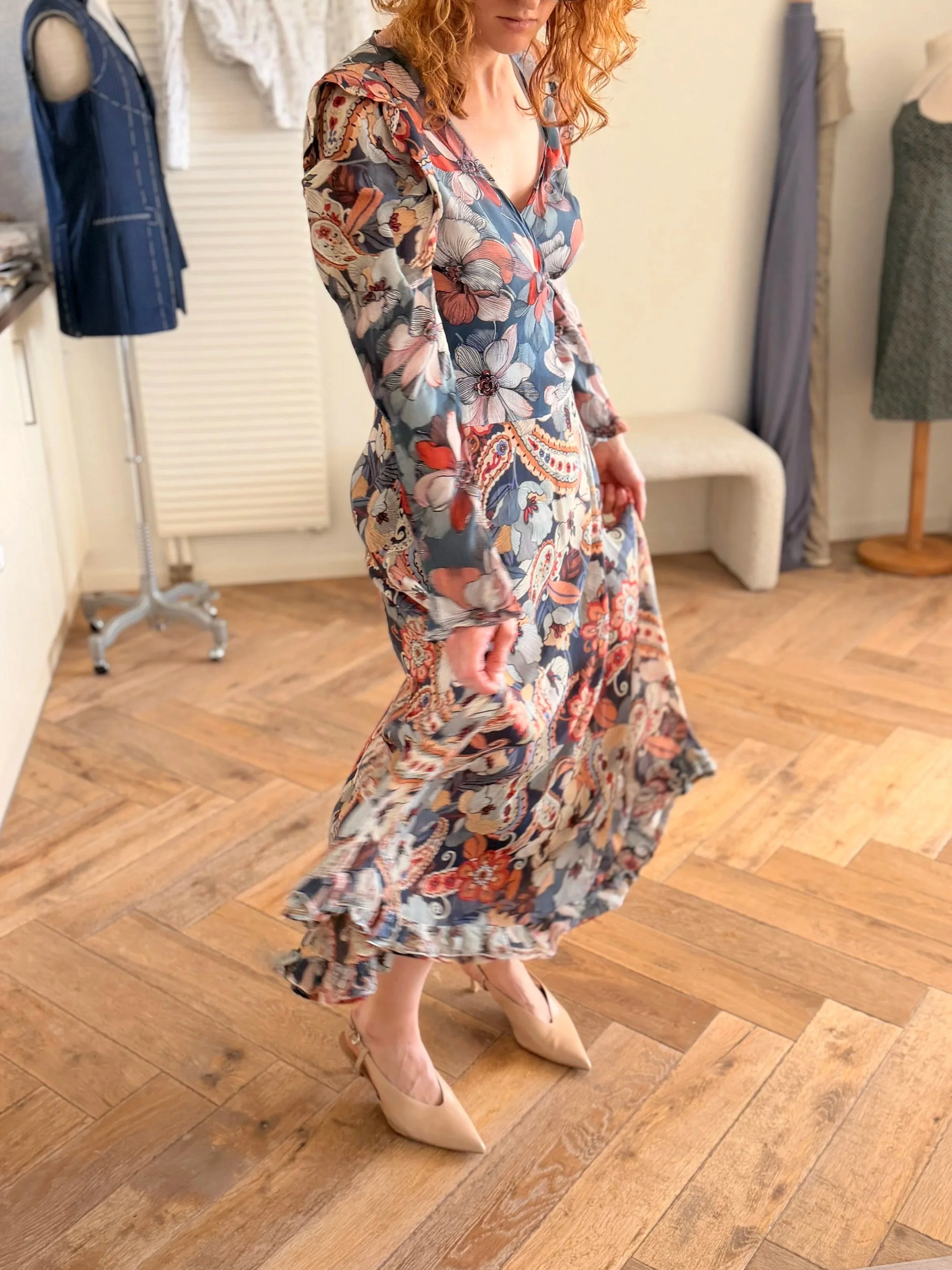 Wickelkleid blumig dynamisch