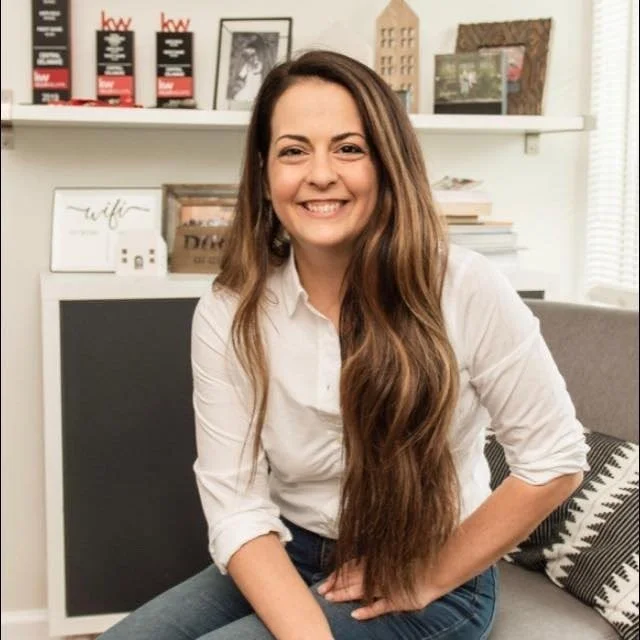 danielle photo(1).jpg