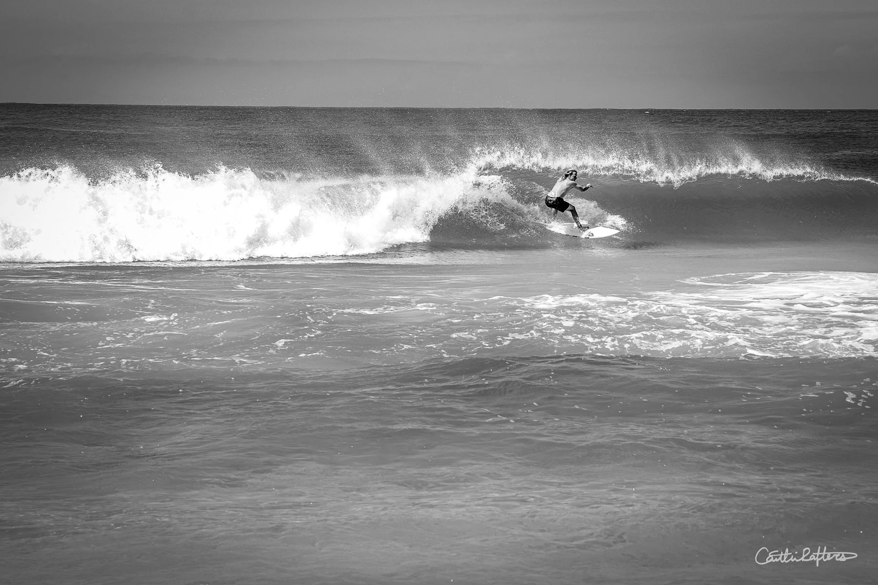 Endless Pipeline_BW.jpg