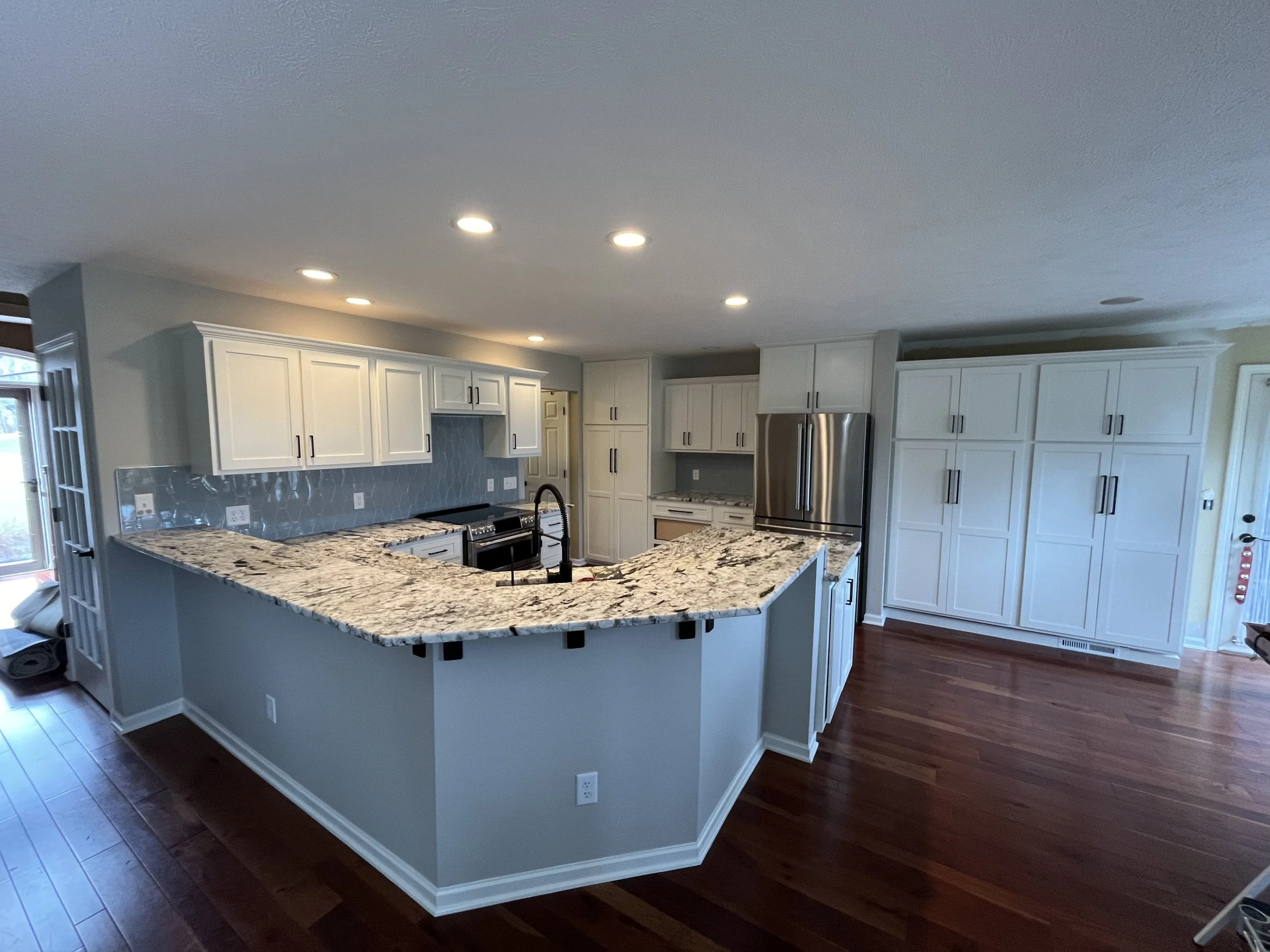 Traditional Transitional Kitchen Remodel by MK Endurance Renovations LLC project photo