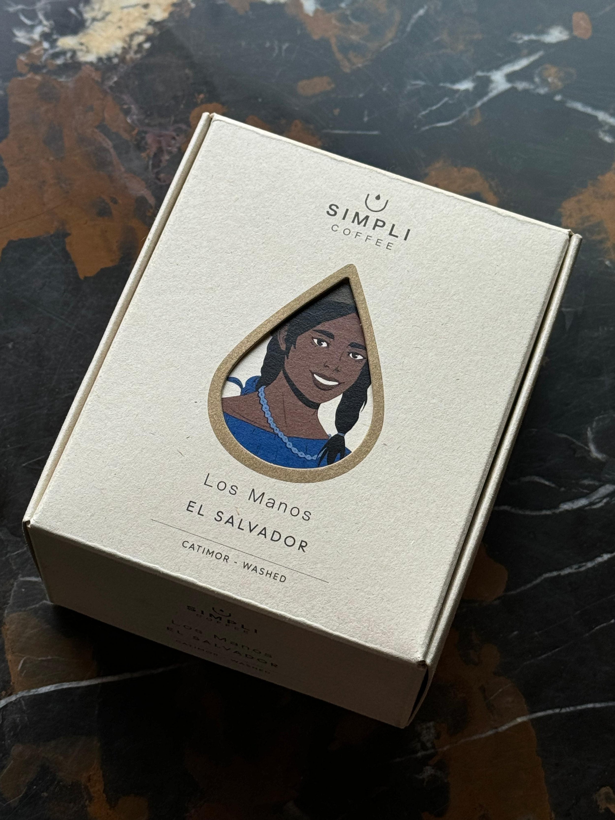 Café de especialidade arábica El Salvador – Los Manos, 200g, com notas de cana de açúcar, amêndoa, chocolate e pêssego. SCA 85