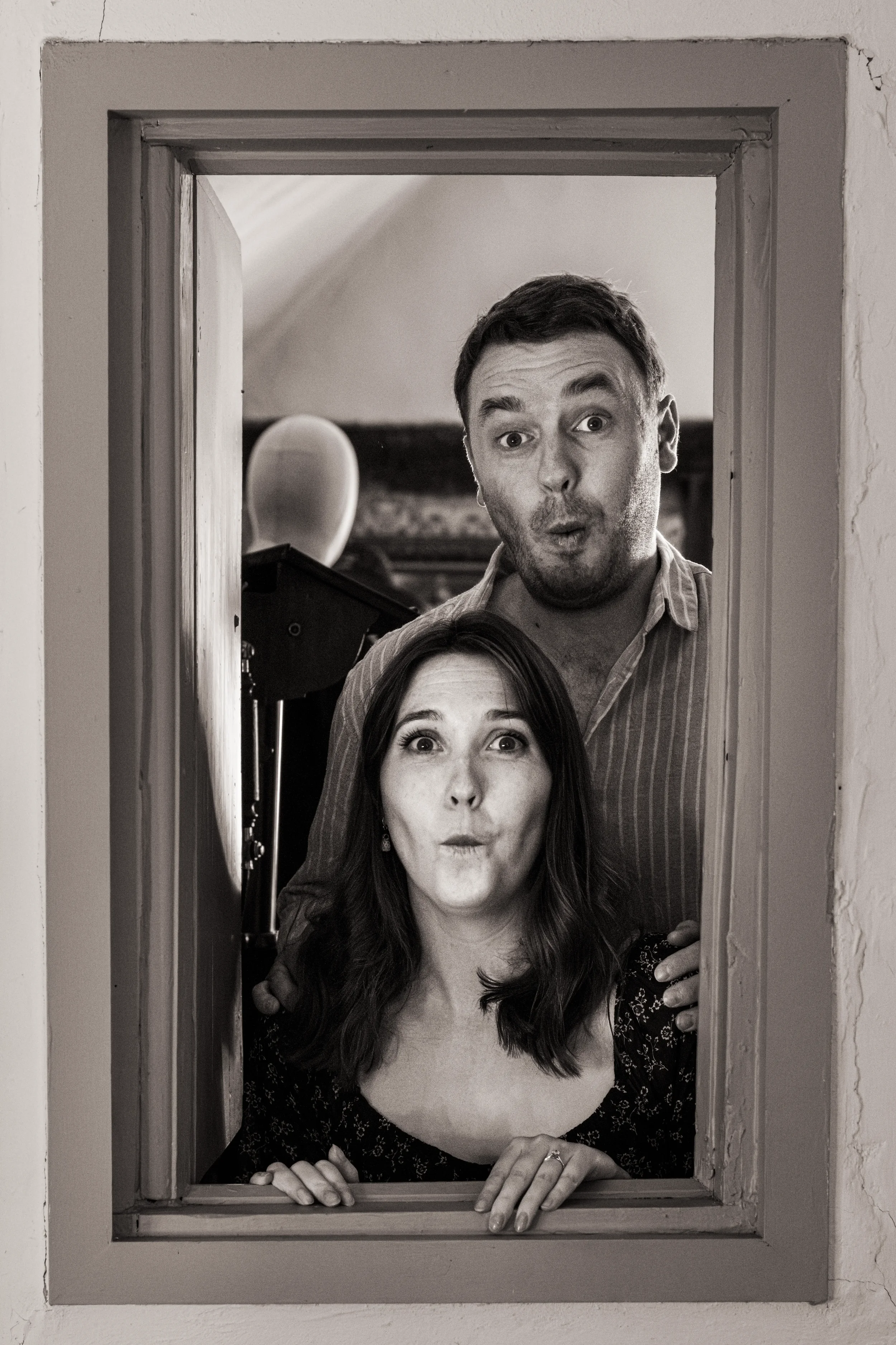 pulling-faces-quirky-couple-photography-nant-clwyd-y-dre-ruthin-north-wales.webp