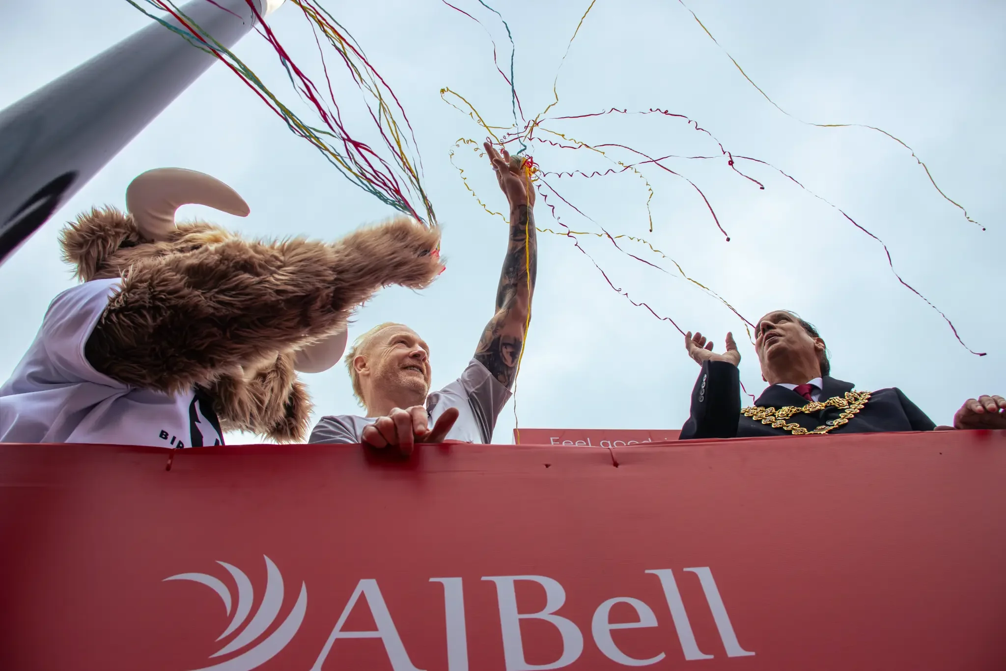 iwan-thomas-birmigham-bull-mascot-birmingham-mayor-half-marathon-great-birmingham-run-birmingham.webp