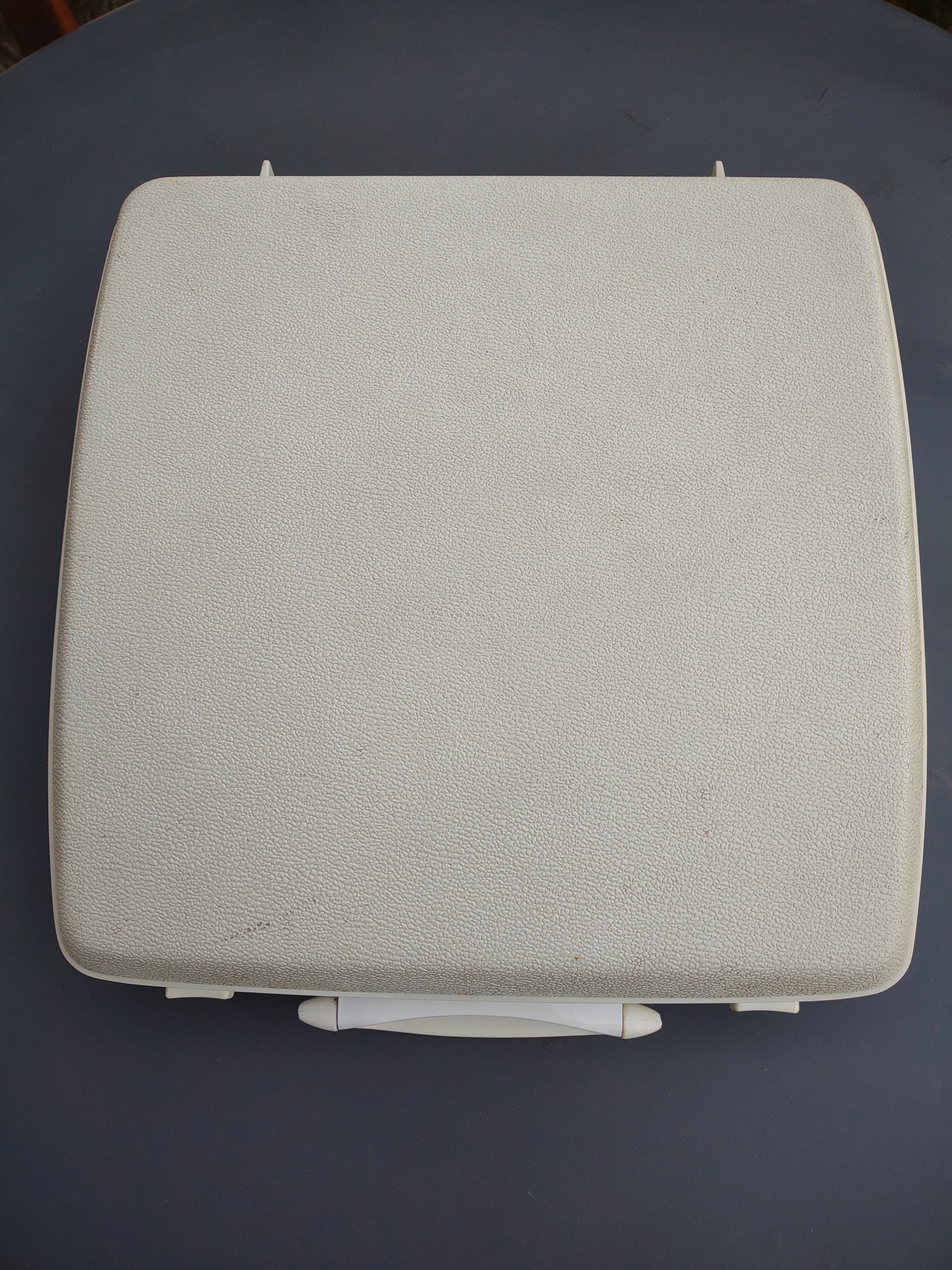 Smith-Corona Profile portable typewriter, closed hard case