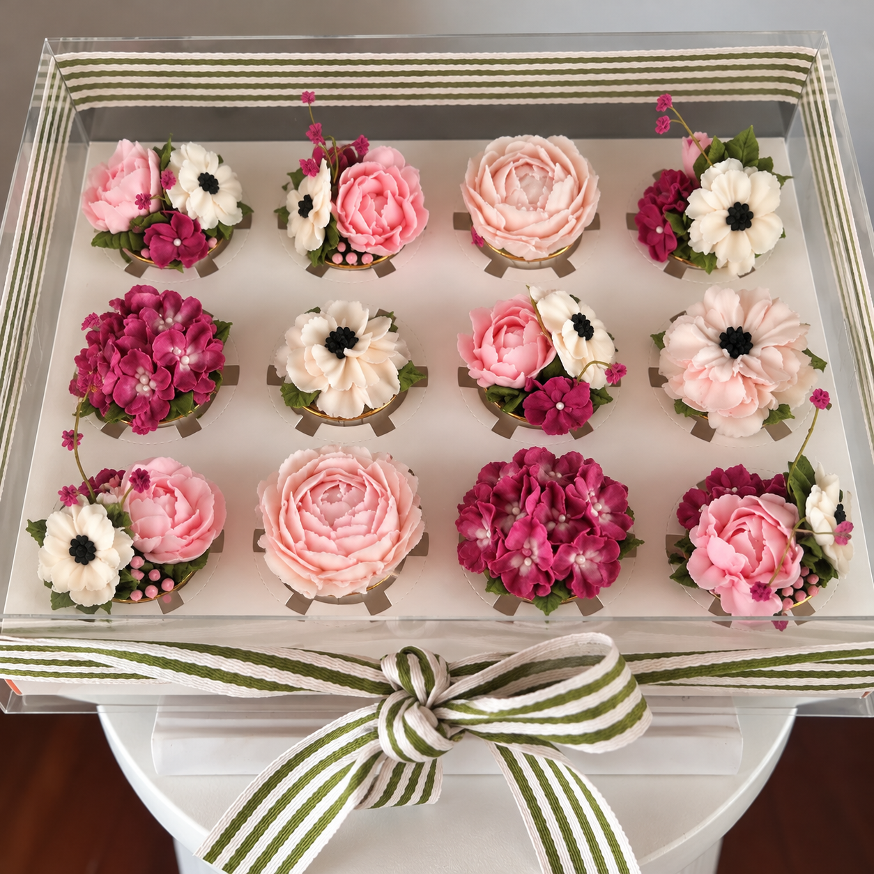Luxury Floral Cupcake Box with Ribbon Bow.png