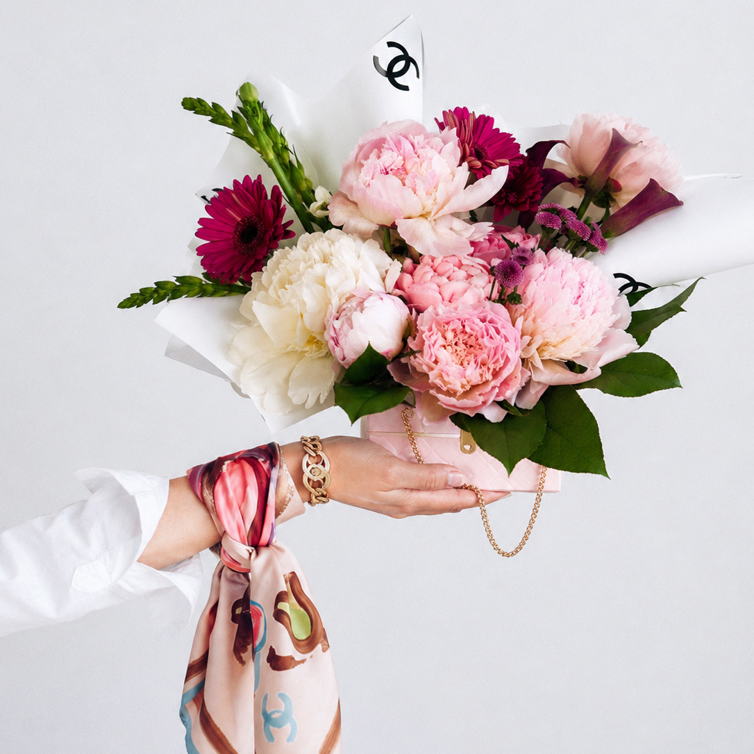 D%26D+Purse+bouquet.png