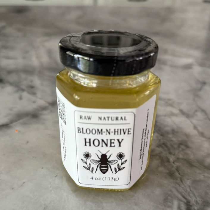 4 oz Bloom-N-Hive Organic Raw Natural Honey Close up