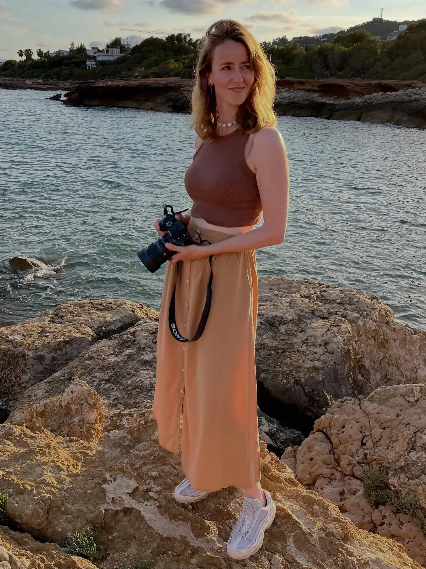 IK TRAKTEER! 

Vandaag ben ik weer een jaartje ouder! 🥳 36 jaar 
En als ik terugkijk op dit jaar, voel ik vooral dankbaarheid. Voor de mensen dichtbij mij en mijn klanten, die shoots blijven boeken, soms wel meerdere keren per jaar (wauw!). Ook groe