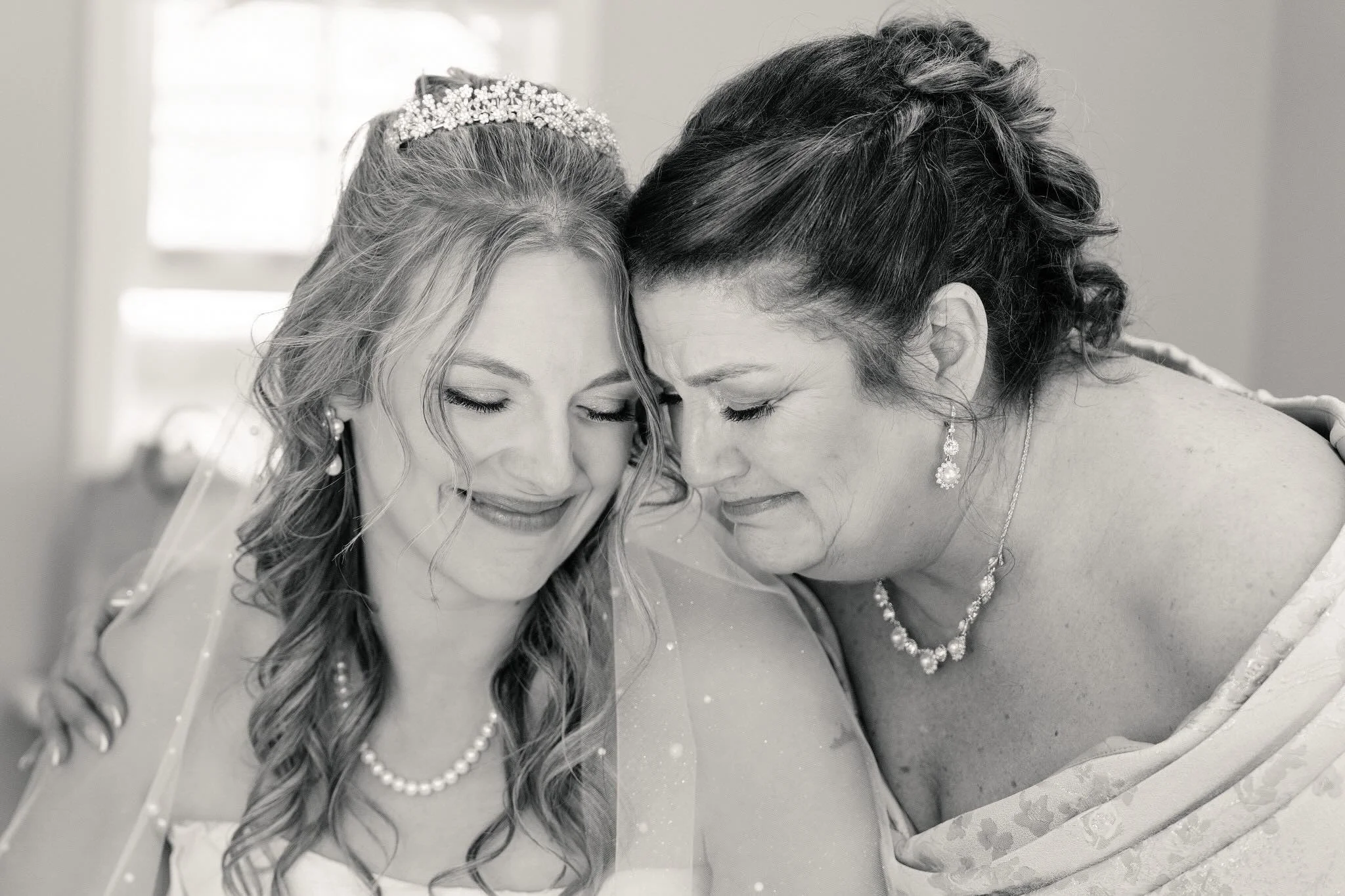 To the moms who hold it together all day&hellip; until this moment. 🤍

The quiet hug before she walks down the aisle.
The deep breath.
The tears you tried so hard not to cry.
The realization that your little girl isn&rsquo;t so little anymore.

Wedd