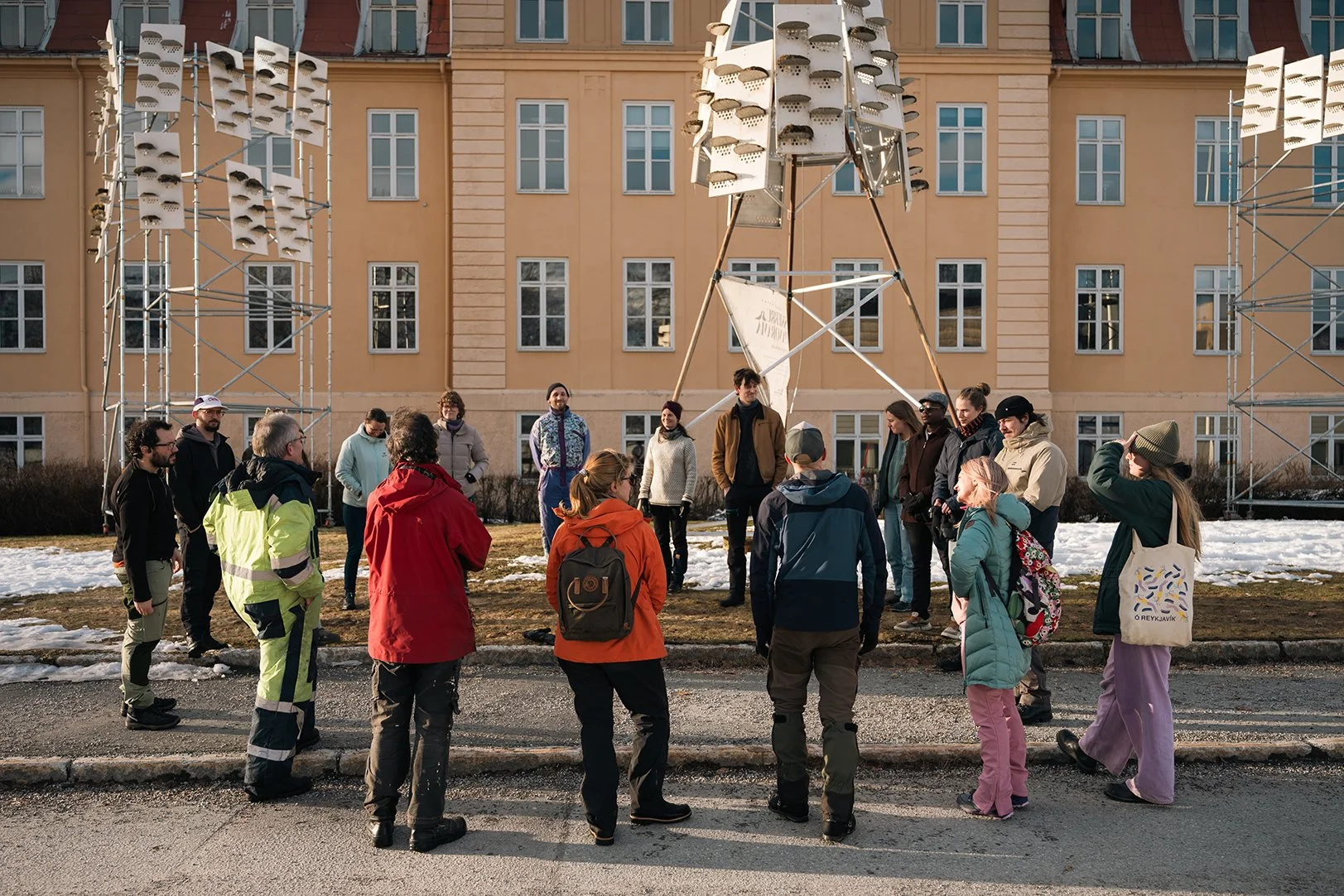 Rissa Citizen Science - Mitigating the impact of human-wildlife conflict on black-legged  kittiwakes by installing purpose-built nesting sites in Tromsø, Norway.