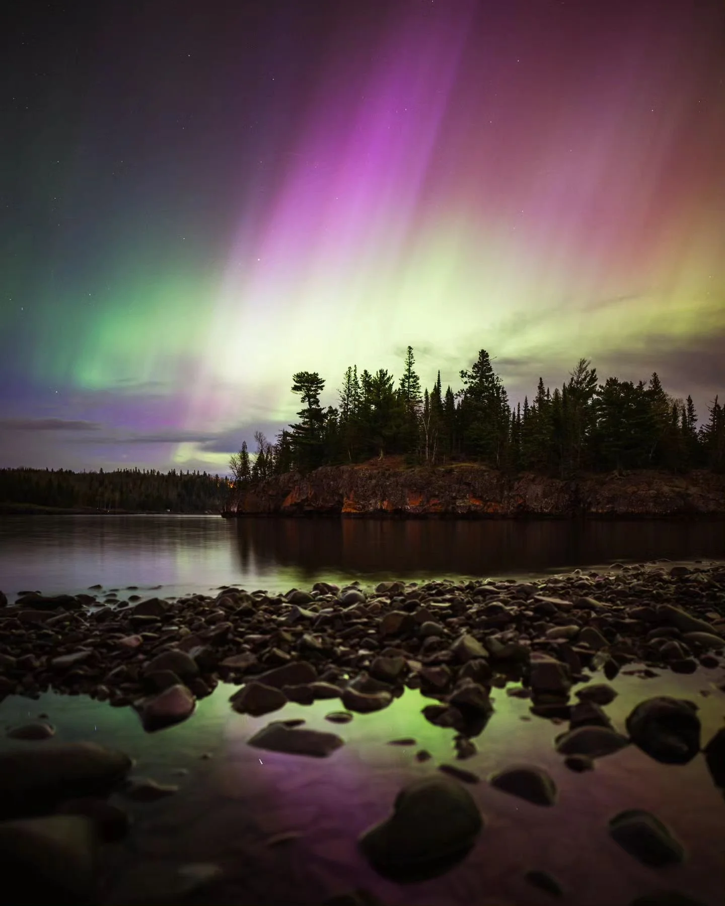 Best show in 21 years. Can't wait for the next one.

#capturemn #aurora