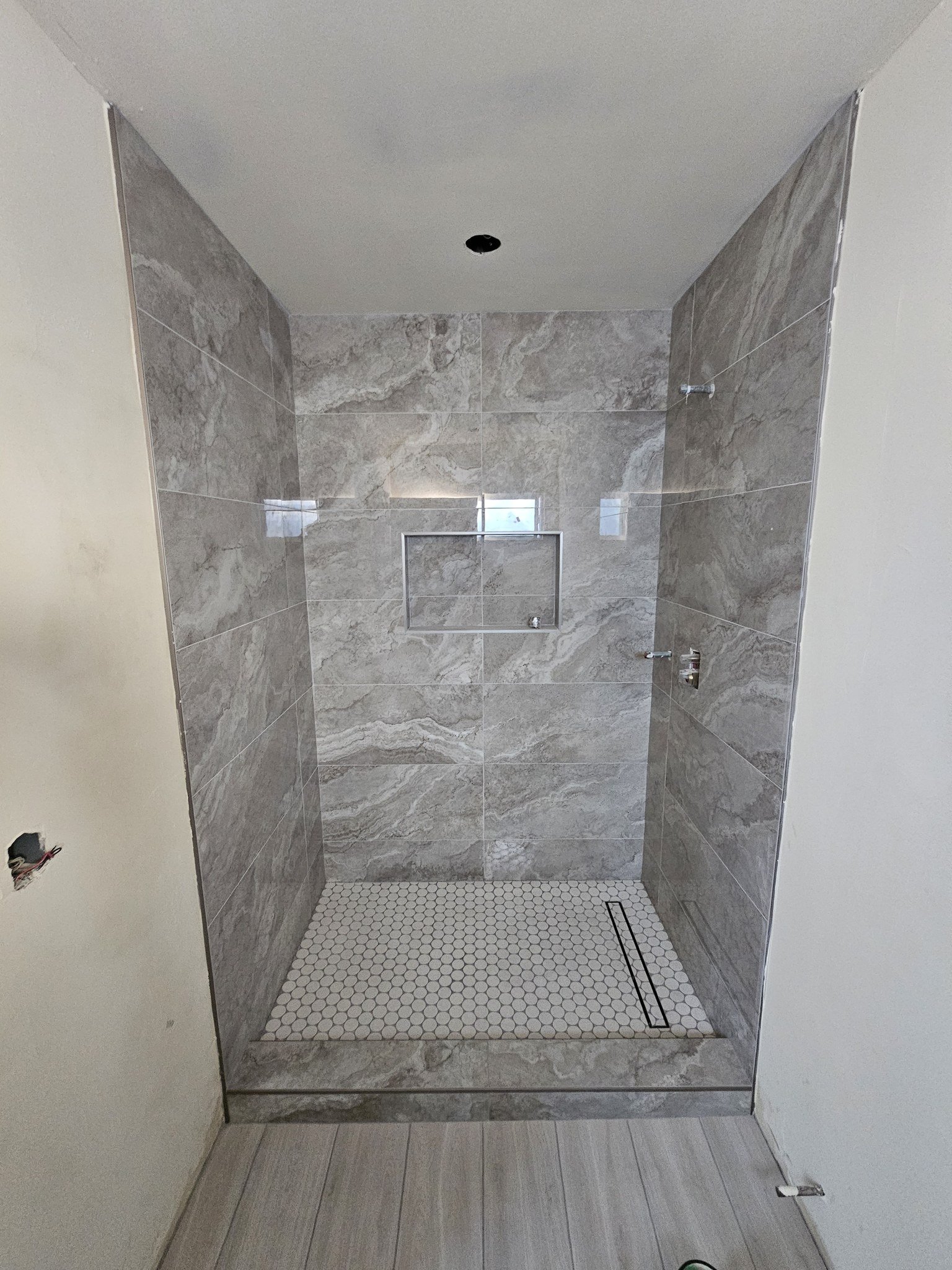 bathrooms-tile-project-03.jpg