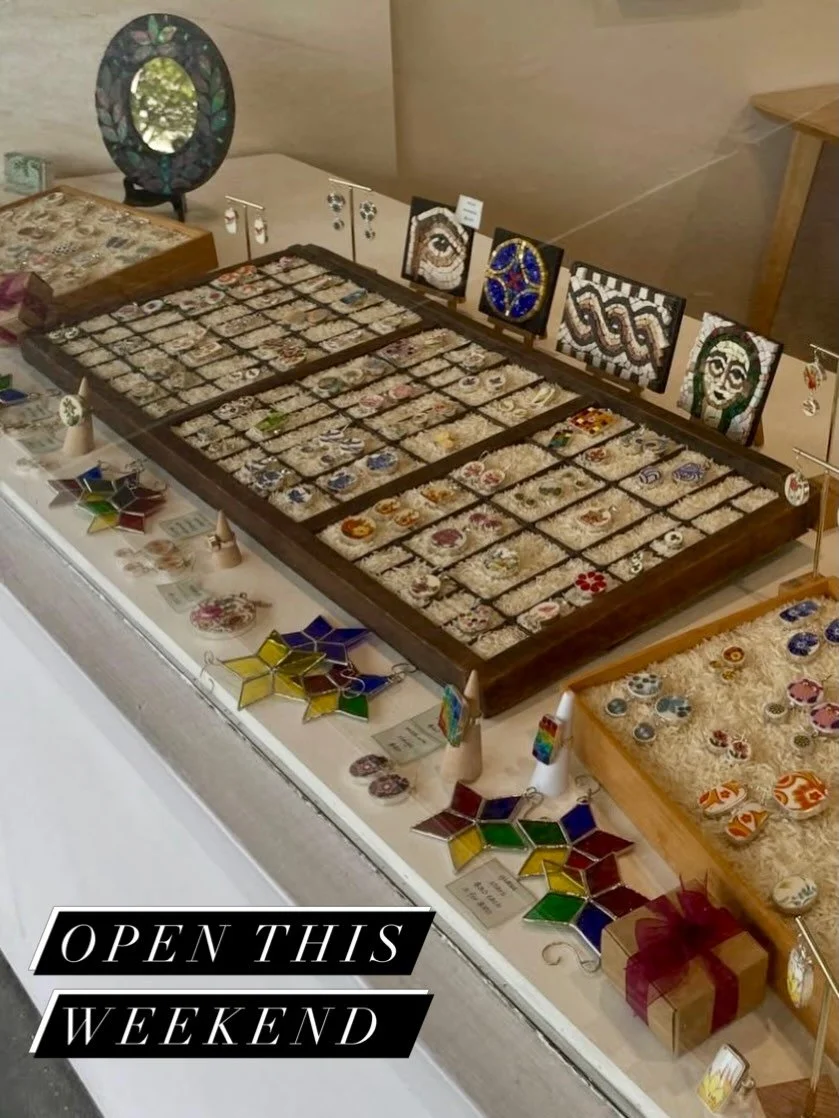 @goosehousedesigns at @gladstoneroadstudios 
Open today and over the weekend

Come admire the beautiful handmade jewellery and pick yourself up something special.

#handmade #vintage #highgatehill