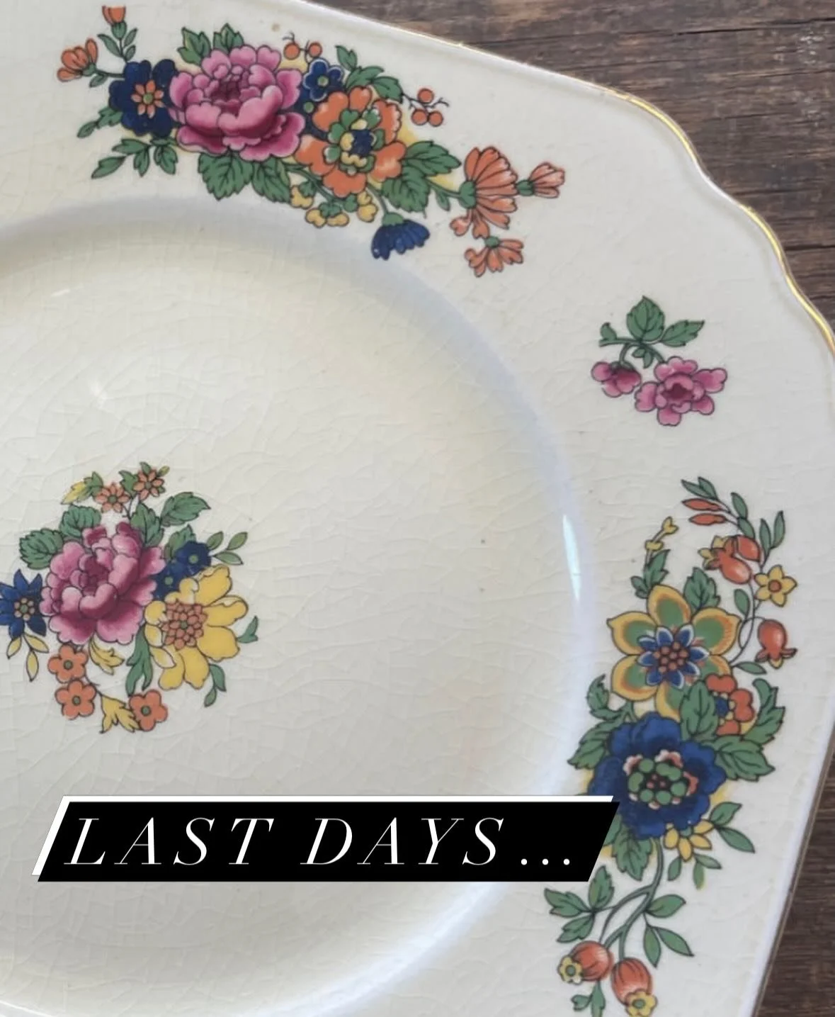 Last days of @goosehousedesigns in our window. 

Every piece of the hand crafted jewellery has a story of the origin of the materials sustainably up-cycled in its creation&hellip; like this Wedgewood Ivory square plate in the classic Art Deco style.
