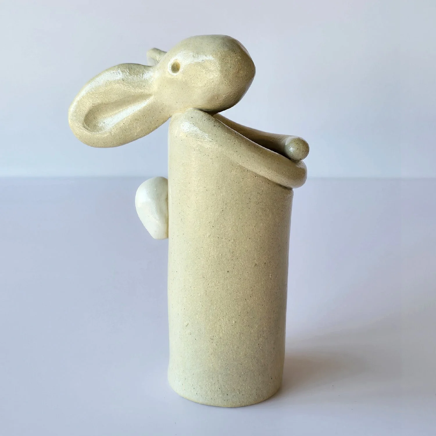 BunnyVase_side.jpg