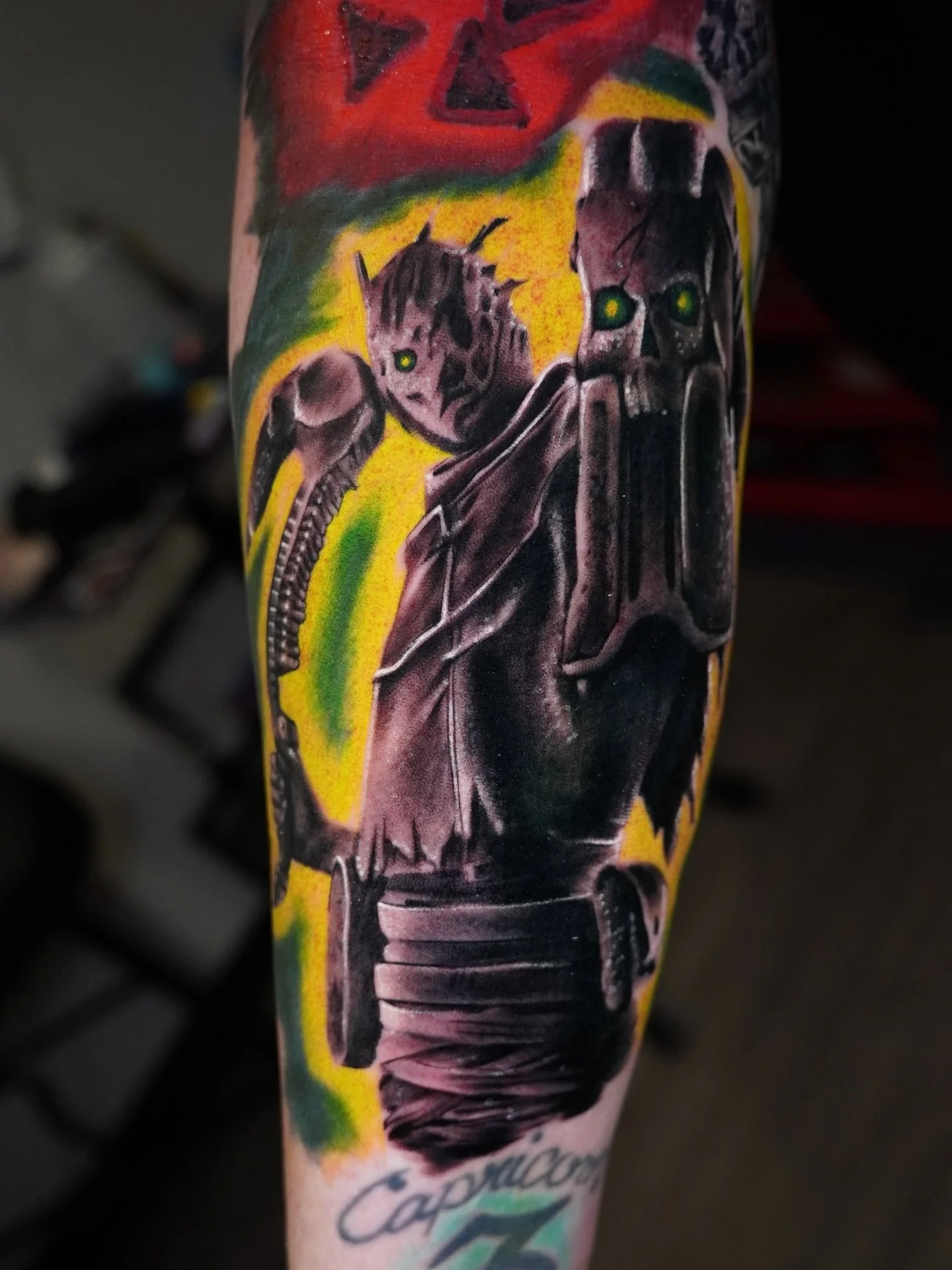 The Wraith ☠️ 
Another addition to our @deadbydaylight sleeve! 

I bet you can&rsquo;t guess the next addition, it&rsquo;s one of my favorite killers! 
I can&rsquo;t wait to finish this sleeve, it&rsquo;s been such an amazing journey! 

Done at @majo