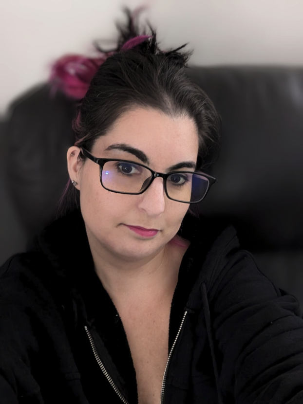 Jasmine BE (aka Grammar Gremlin), Developmental and Line Editor with Hawthorn & Aster : Specializing in neurodivergent authors in indie/self-published romance