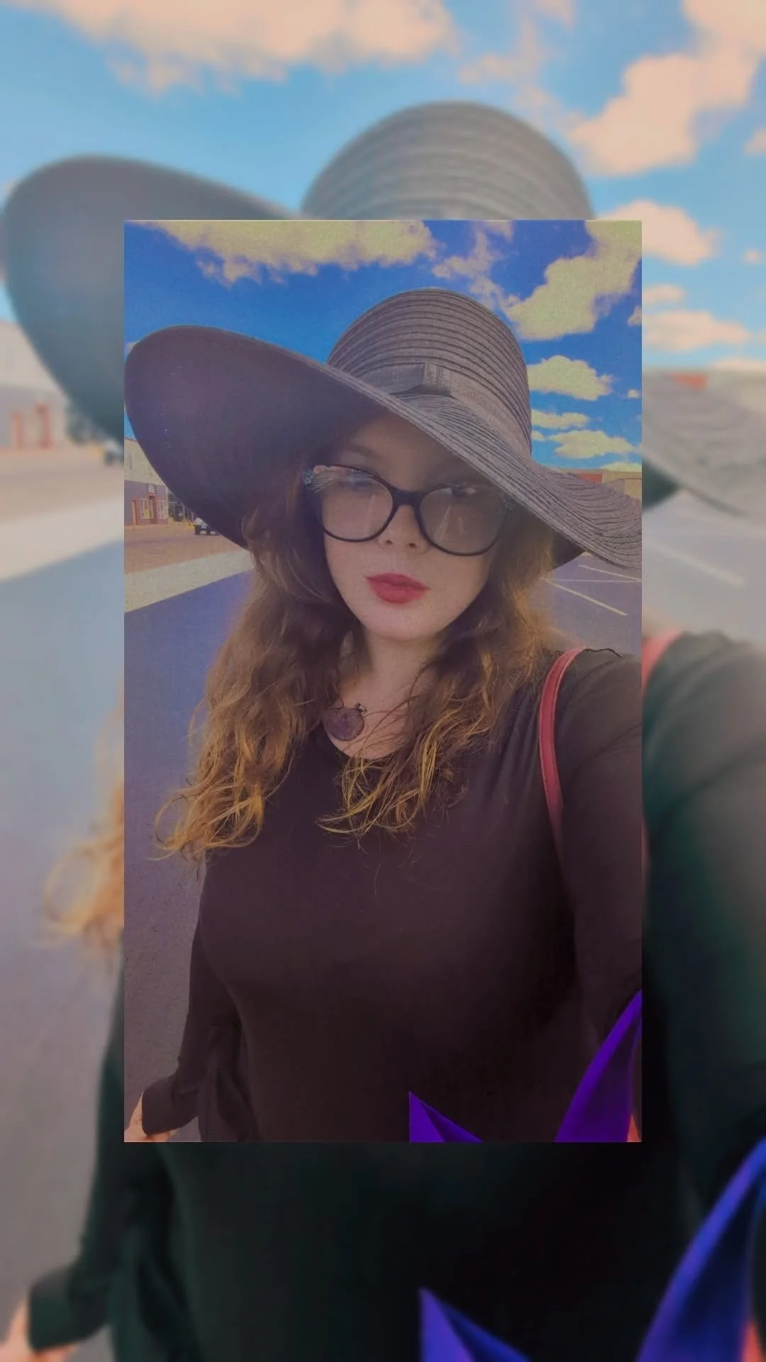 Tatiana, Virtual Assistant with Hawthorn & Aster : TikToks/Reels, administrative support, writing accountability for indie and self-published romance authors